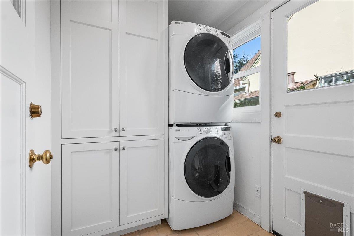 Detail Gallery Image 21 of 47 For 1805 Austin Way, Santa Rosa,  CA 95404 - 3 Beds | 2 Baths