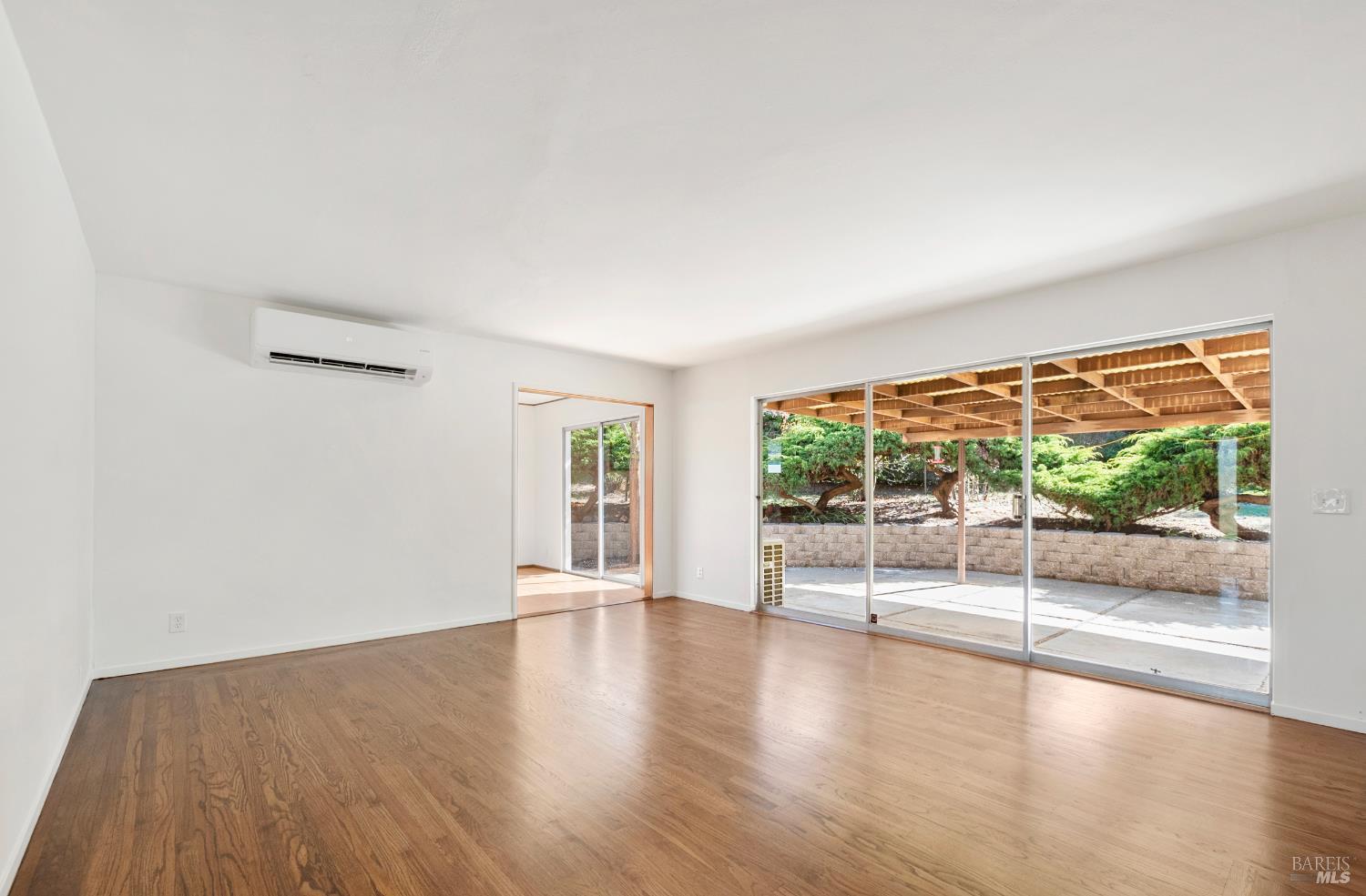 Detail Gallery Image 10 of 66 For 23 Valley View Ct, El Sobrante,  CA 94803 - 3 Beds | 2 Baths