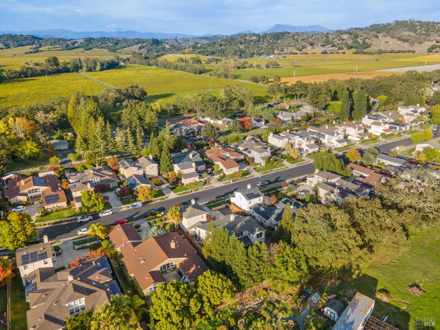 Detail Gallery Image 65 of 71 For 125 Savannah Way, Windsor,  CA 95492 - 5 Beds | 5 Baths