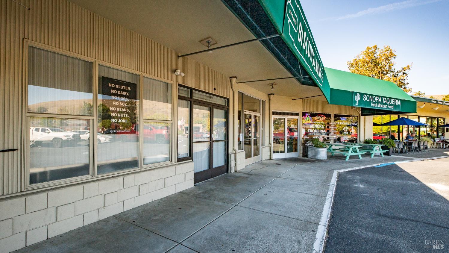 Detail Gallery Image 14 of 31 For 633 Del Ganado Rd, San Rafael,  CA 94903 - – Beds | – Baths