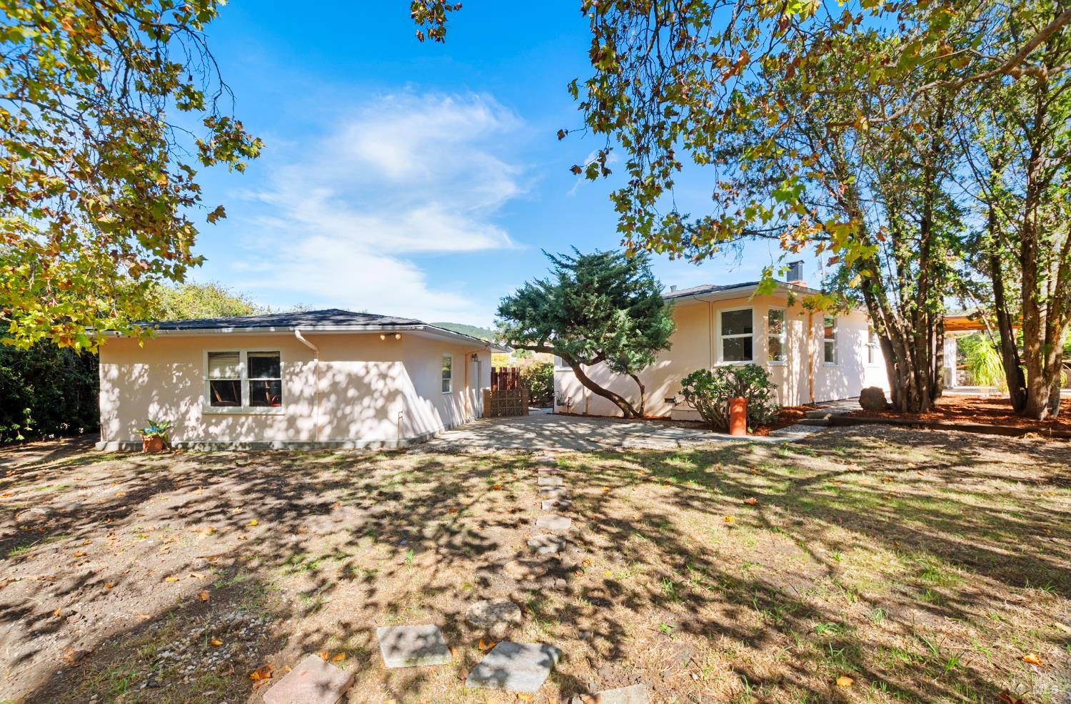 Detail Gallery Image 43 of 66 For 23 Valley View Ct, El Sobrante,  CA 94803 - 3 Beds | 2 Baths