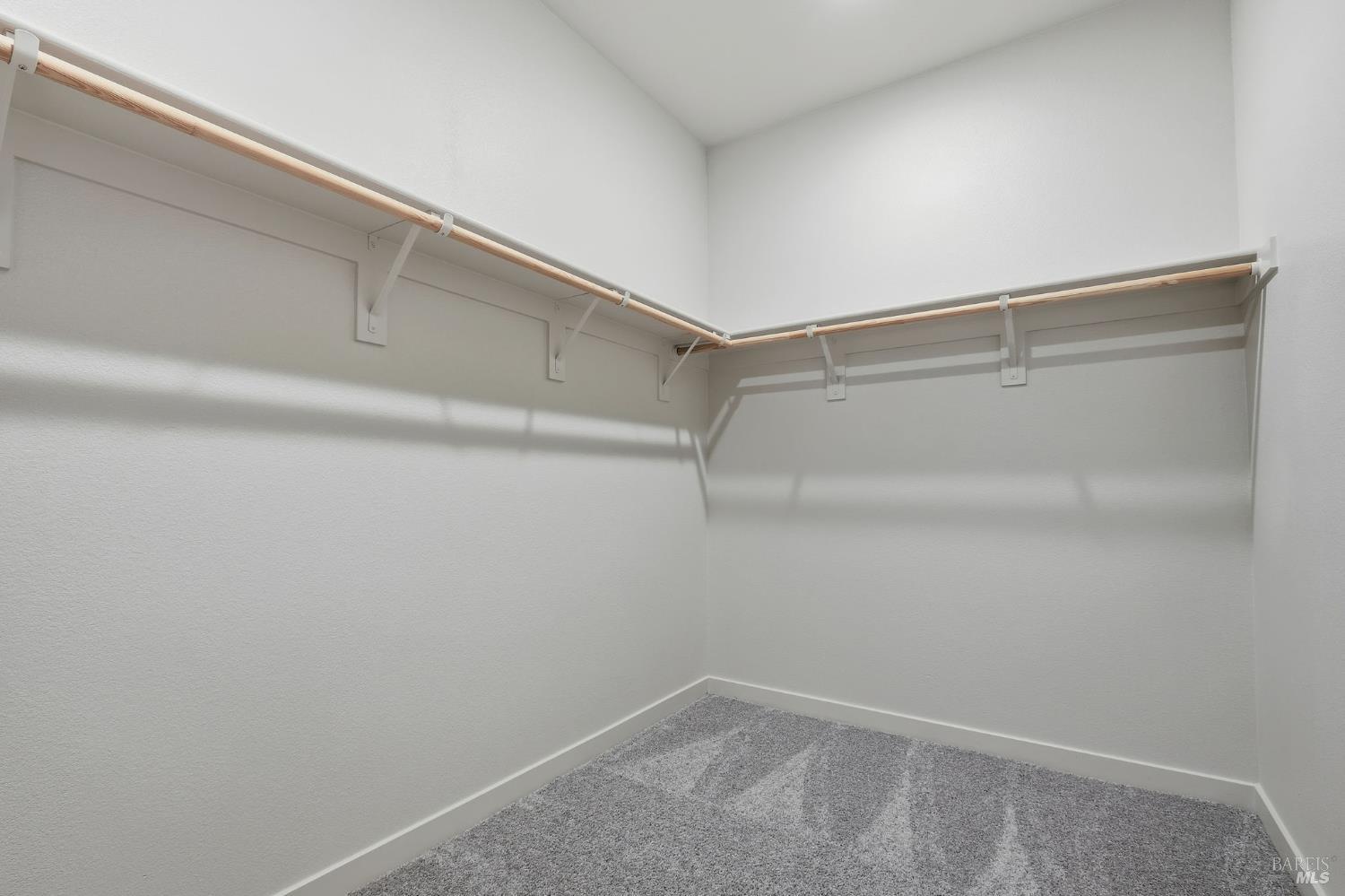 Detail Gallery Image 7 of 12 For 229 Octopus St, Suisun City,  CA 94585 - 3 Beds | 2/1 Baths