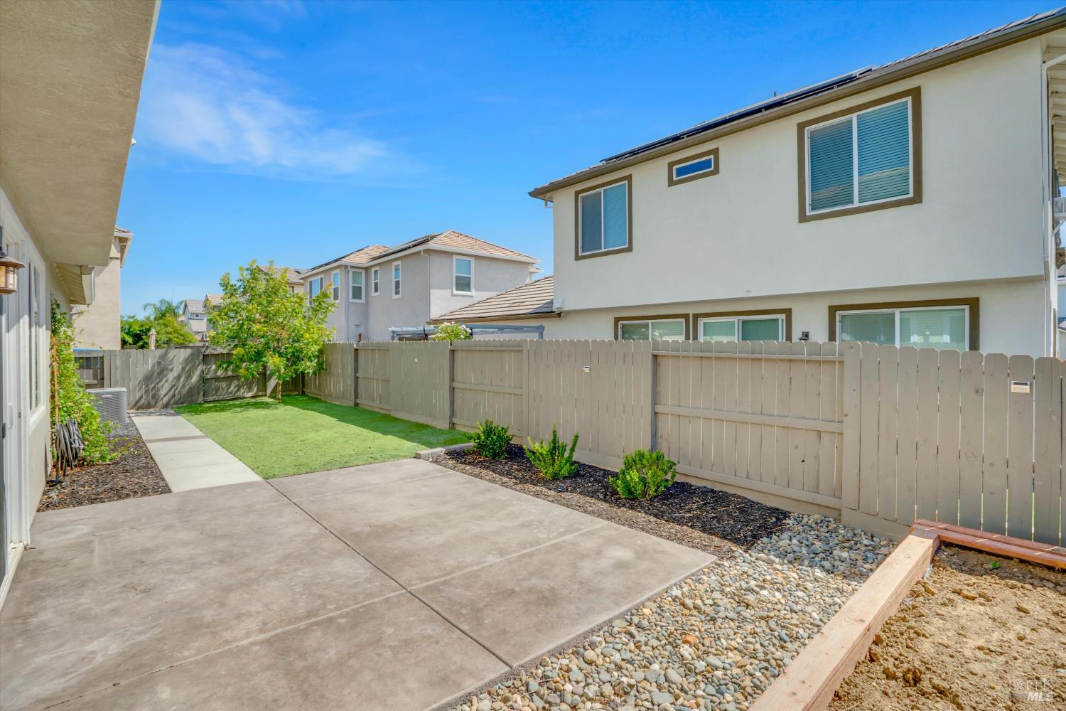 Detail Gallery Image 26 of 34 For 567 Datura Dr, Vacaville,  CA 95687 - 3 Beds | 2/1 Baths