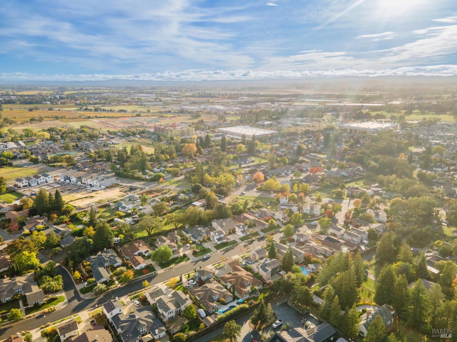 Detail Gallery Image 68 of 71 For 125 Savannah Way, Windsor,  CA 95492 - 5 Beds | 5 Baths