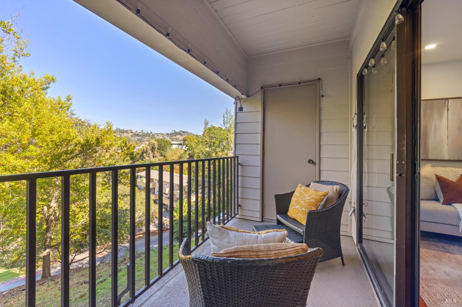 Detail Gallery Image 25 of 29 For 643 via Casitas Way, Greenbrae,  CA 94904 - 2 Beds | 2 Baths