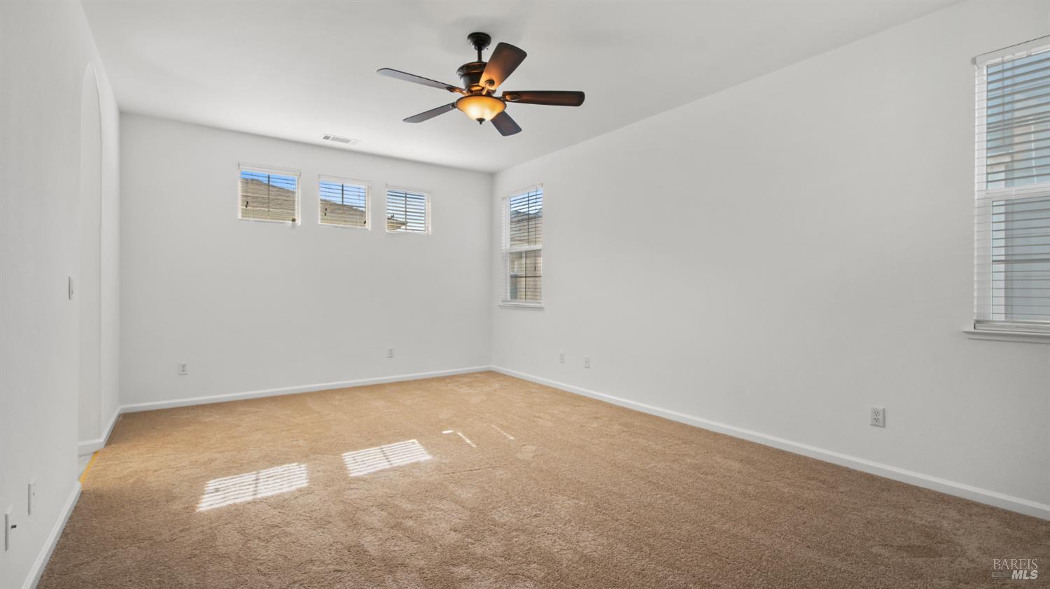 Detail Gallery Image 37 of 40 For 915 Liberty Dr, Suisun City,  CA 94585 - 4 Beds | 2/1 Baths