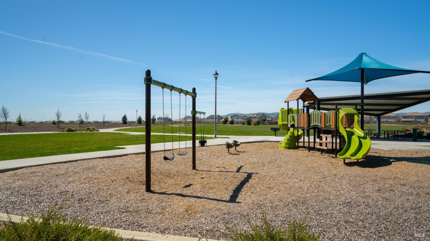 Detail Gallery Image 31 of 34 For 567 Datura Dr, Vacaville,  CA 95687 - 3 Beds | 2/1 Baths