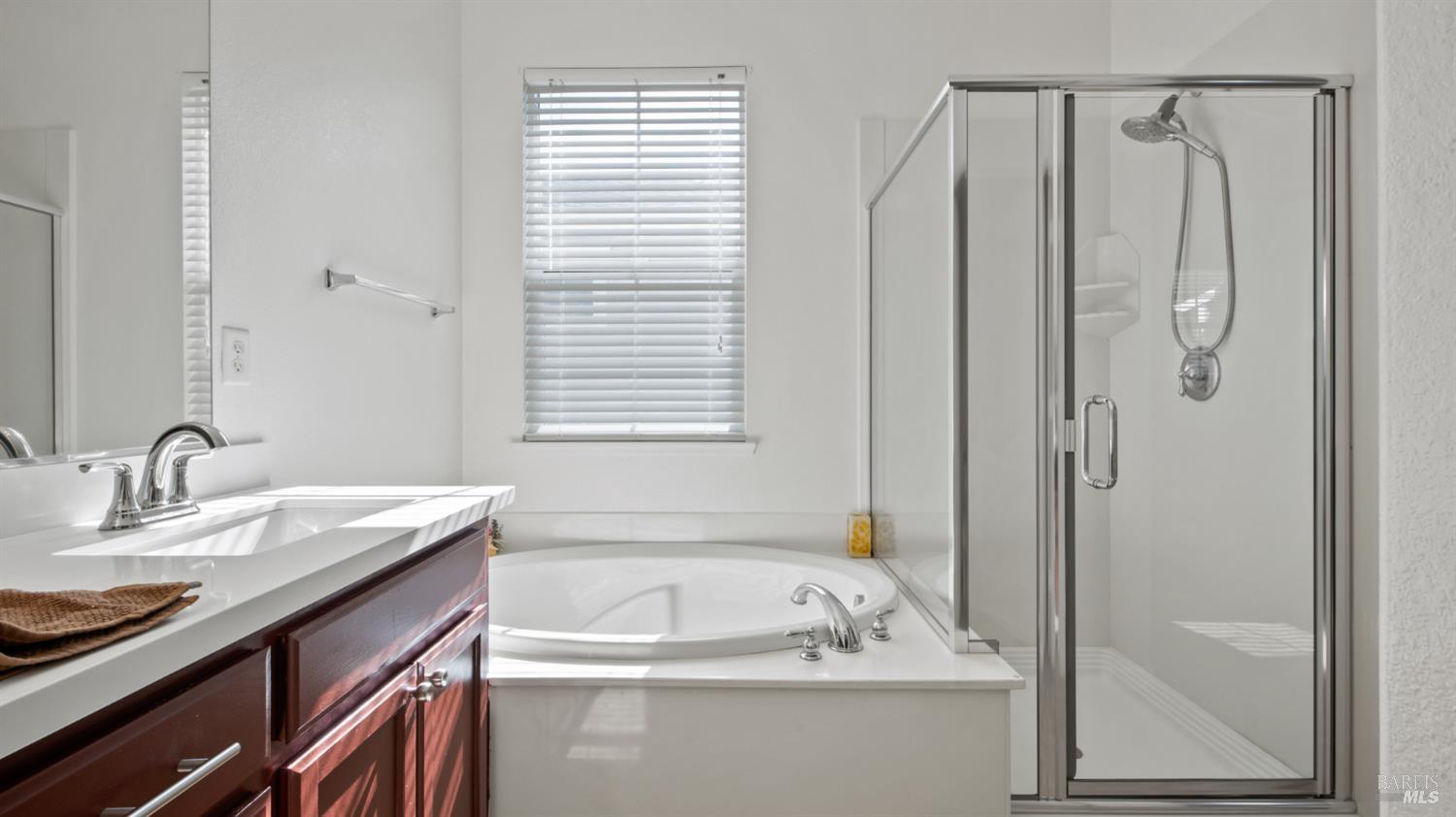 Detail Gallery Image 26 of 40 For 915 Liberty Dr, Suisun City,  CA 94585 - 4 Beds | 2/1 Baths