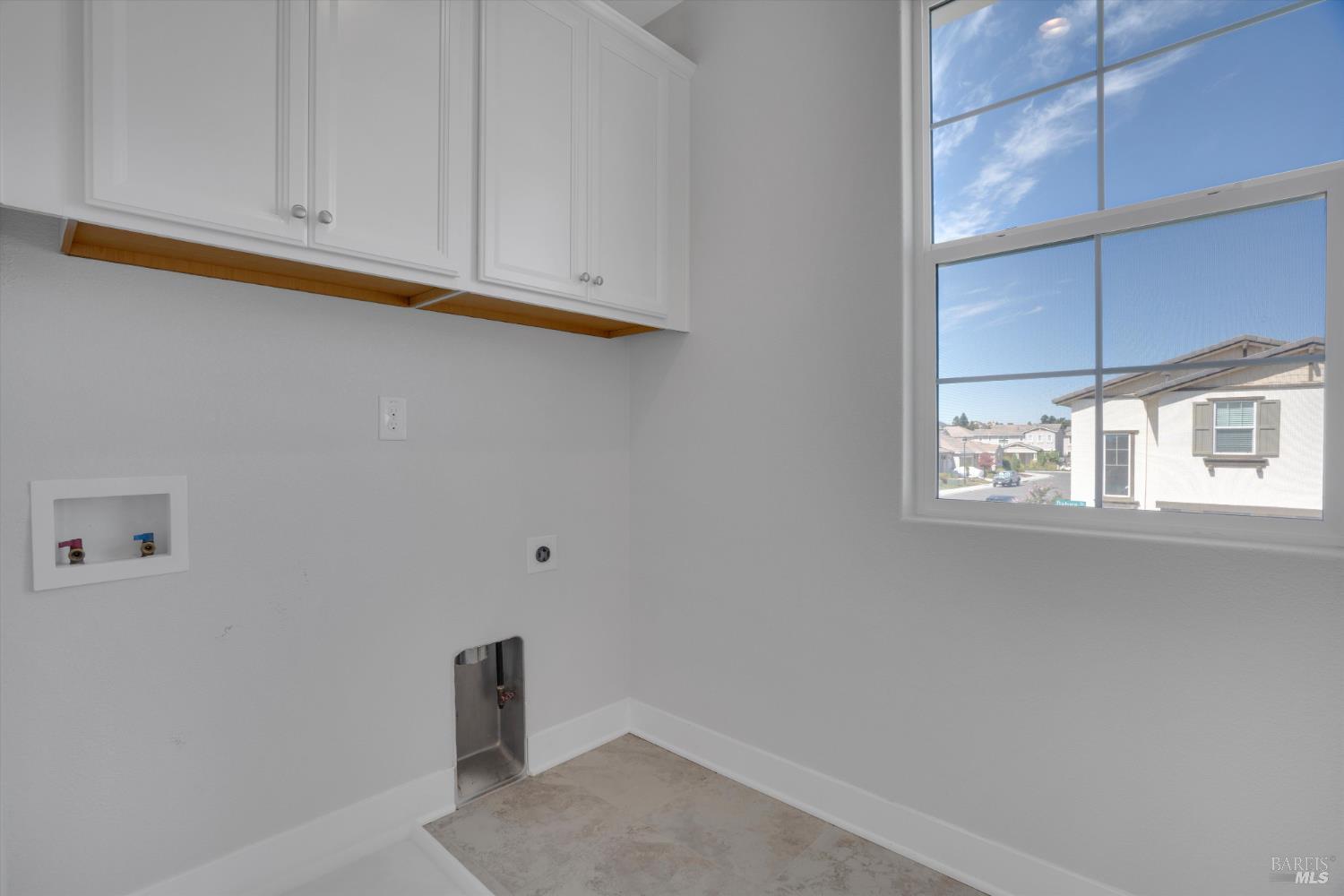 Detail Gallery Image 17 of 34 For 567 Datura Dr, Vacaville,  CA 95687 - 3 Beds | 2/1 Baths