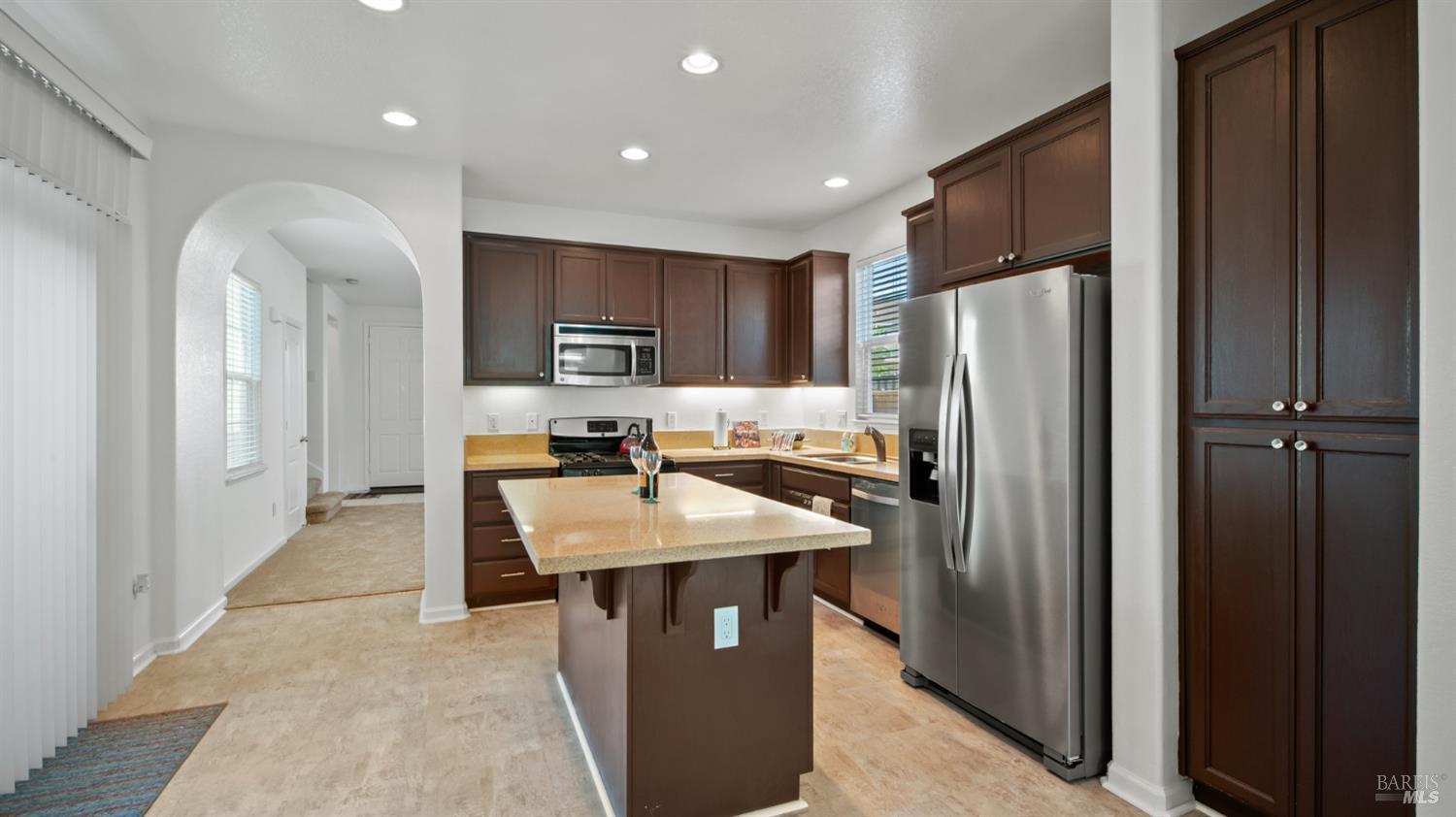 Detail Gallery Image 15 of 40 For 915 Liberty Dr, Suisun City,  CA 94585 - 4 Beds | 2/1 Baths