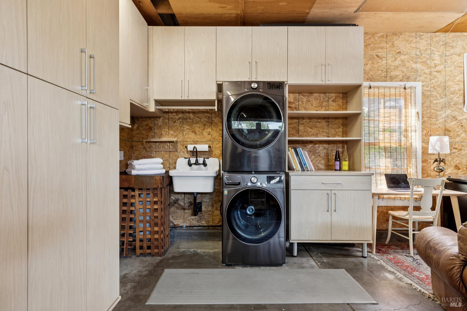 Detail Gallery Image 40 of 42 For 18470 Lucas Ave, Sonoma,  CA 95476 - 2 Beds | 1 Baths