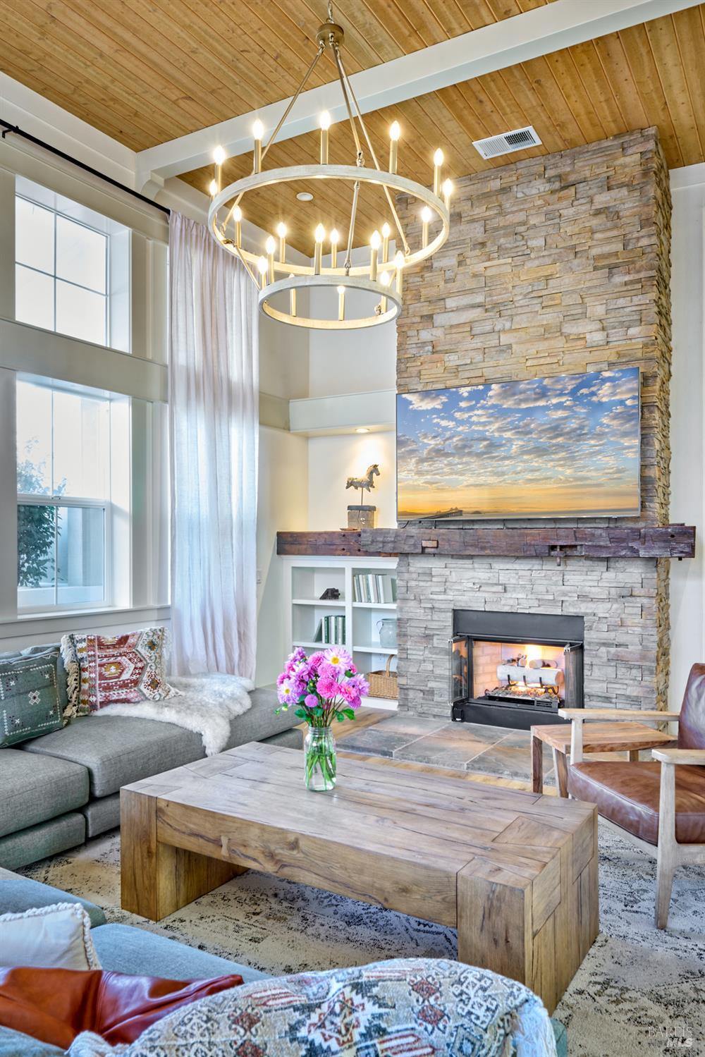 Detail Gallery Image 6 of 71 For 125 Savannah Way, Windsor,  CA 95492 - 5 Beds | 5 Baths