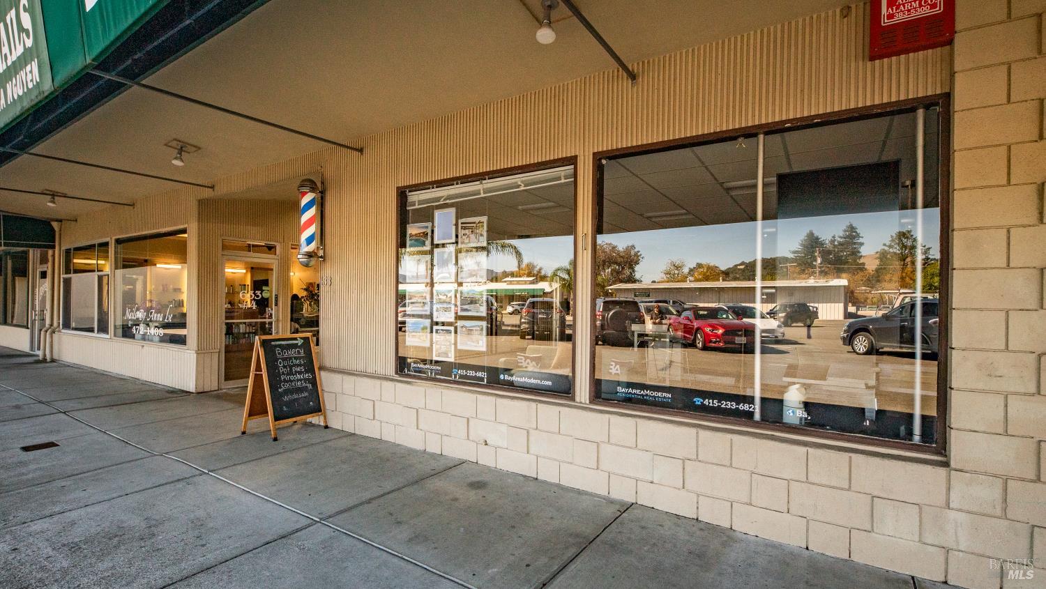 Detail Gallery Image 13 of 31 For 633 Del Ganado Rd, San Rafael,  CA 94903 - – Beds | – Baths