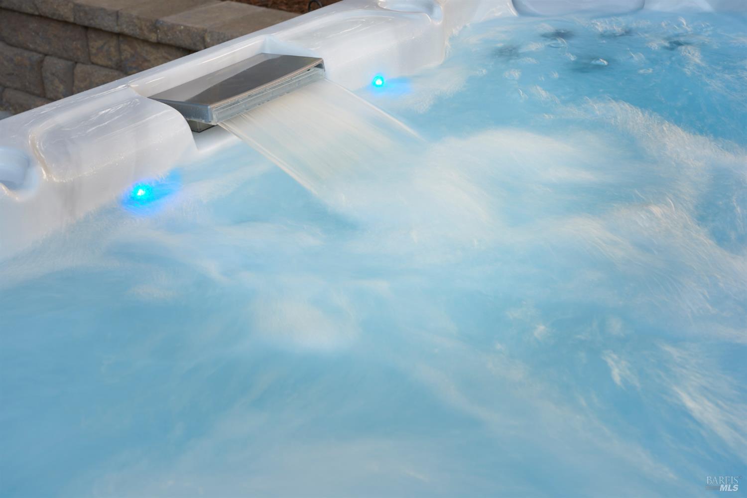 Detail Gallery Image 26 of 71 For 125 Savannah Way, Windsor,  CA 95492 - 5 Beds | 5 Baths