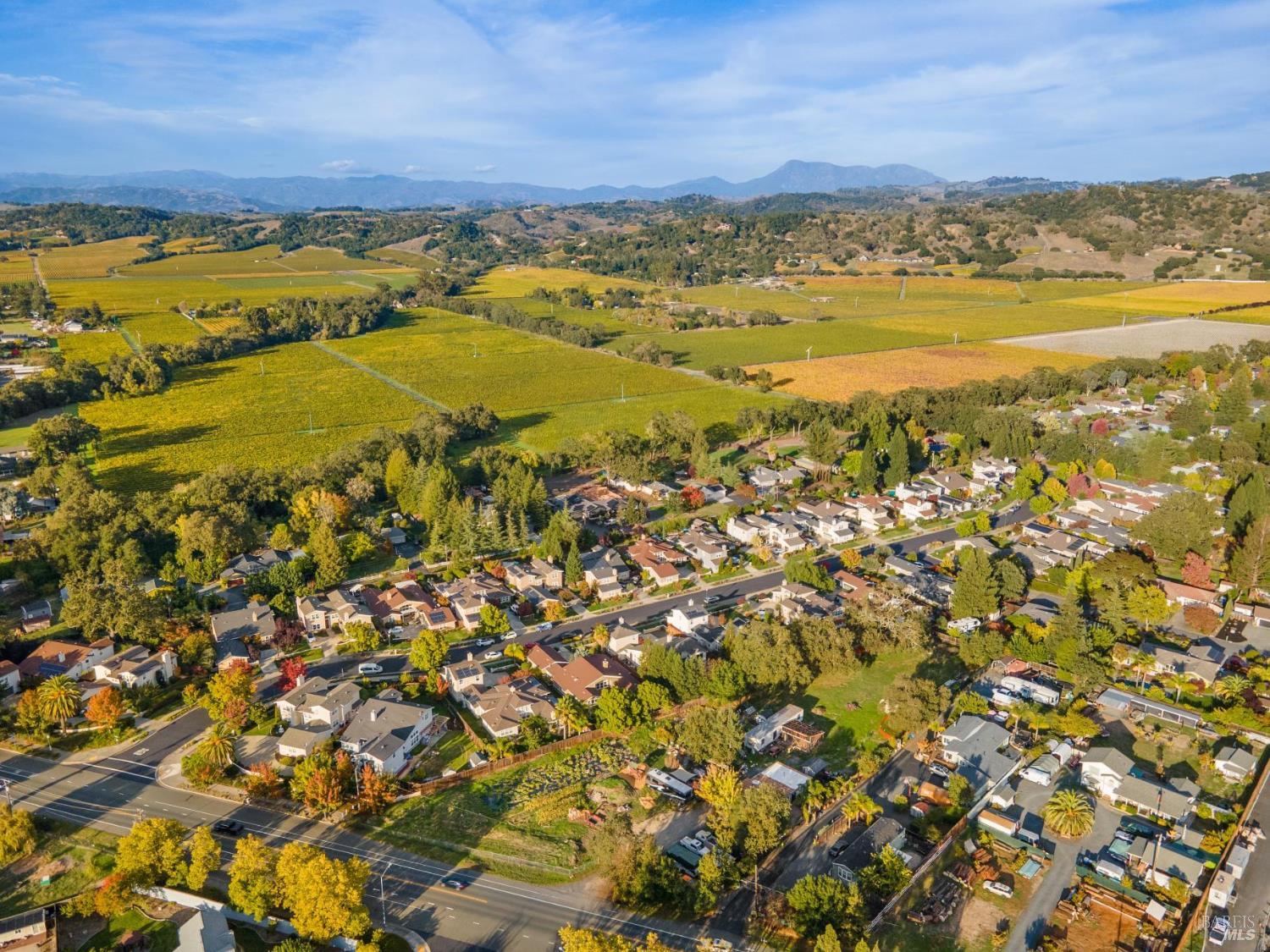 Detail Gallery Image 66 of 71 For 125 Savannah Way, Windsor,  CA 95492 - 5 Beds | 5 Baths