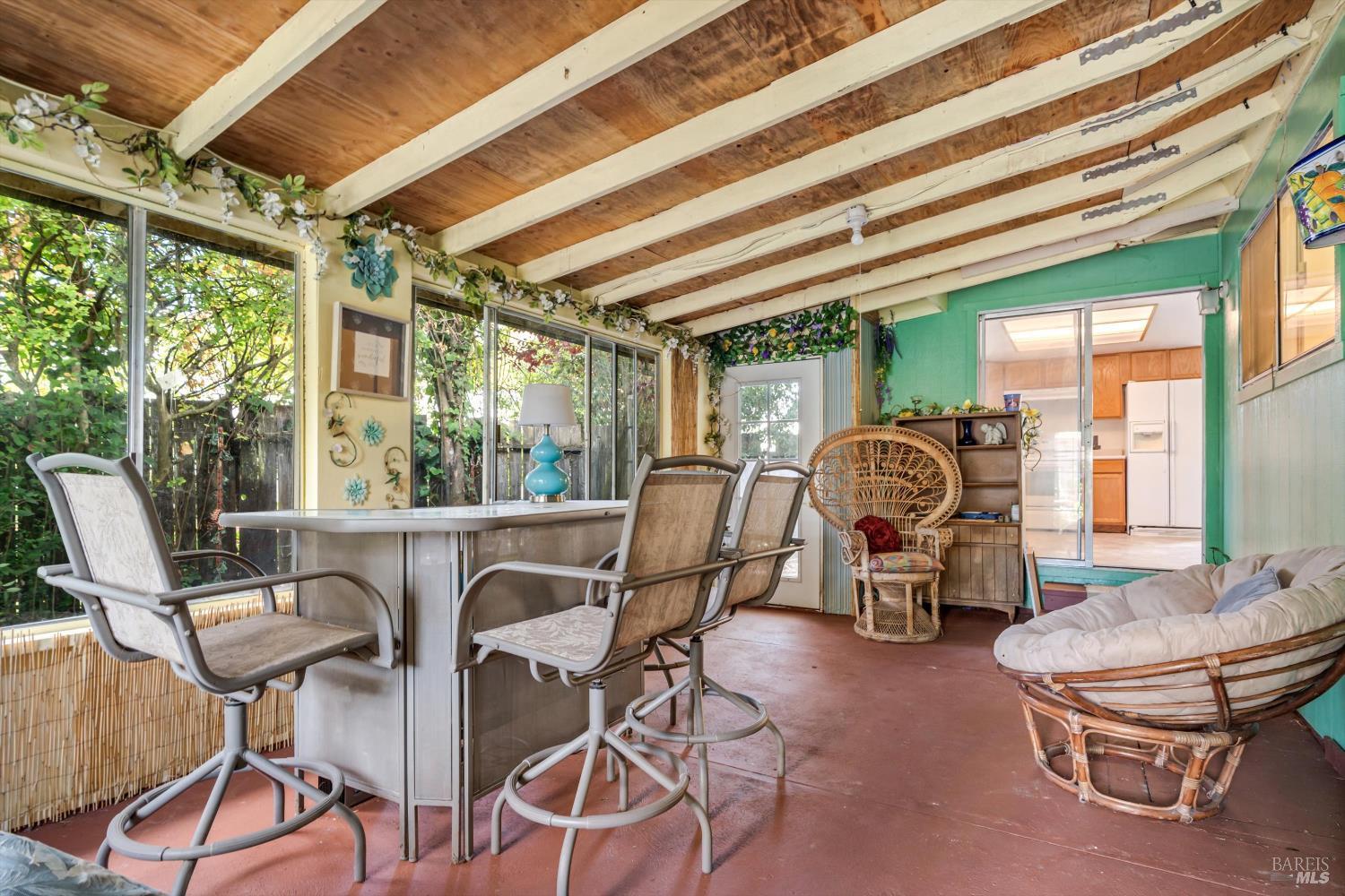 Detail Gallery Image 10 of 25 For 2320 Masterson Ct, Santa Rosa,  CA 95403 - 3 Beds | 2 Baths