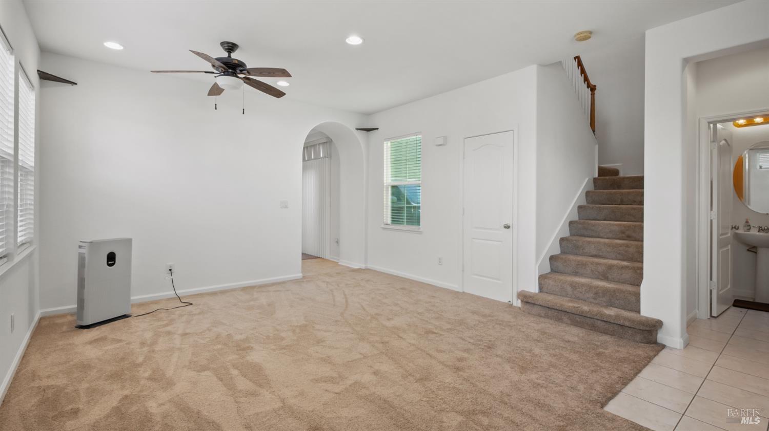 Detail Gallery Image 6 of 40 For 915 Liberty Dr, Suisun City,  CA 94585 - 4 Beds | 2/1 Baths