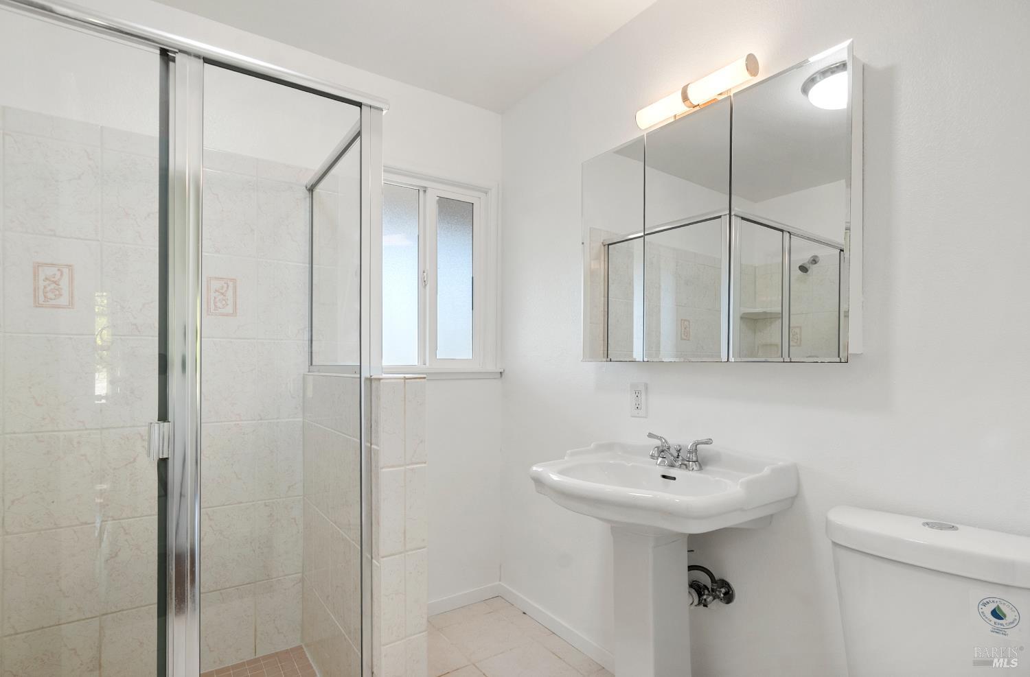 Detail Gallery Image 37 of 66 For 23 Valley View Ct, El Sobrante,  CA 94803 - 3 Beds | 2 Baths