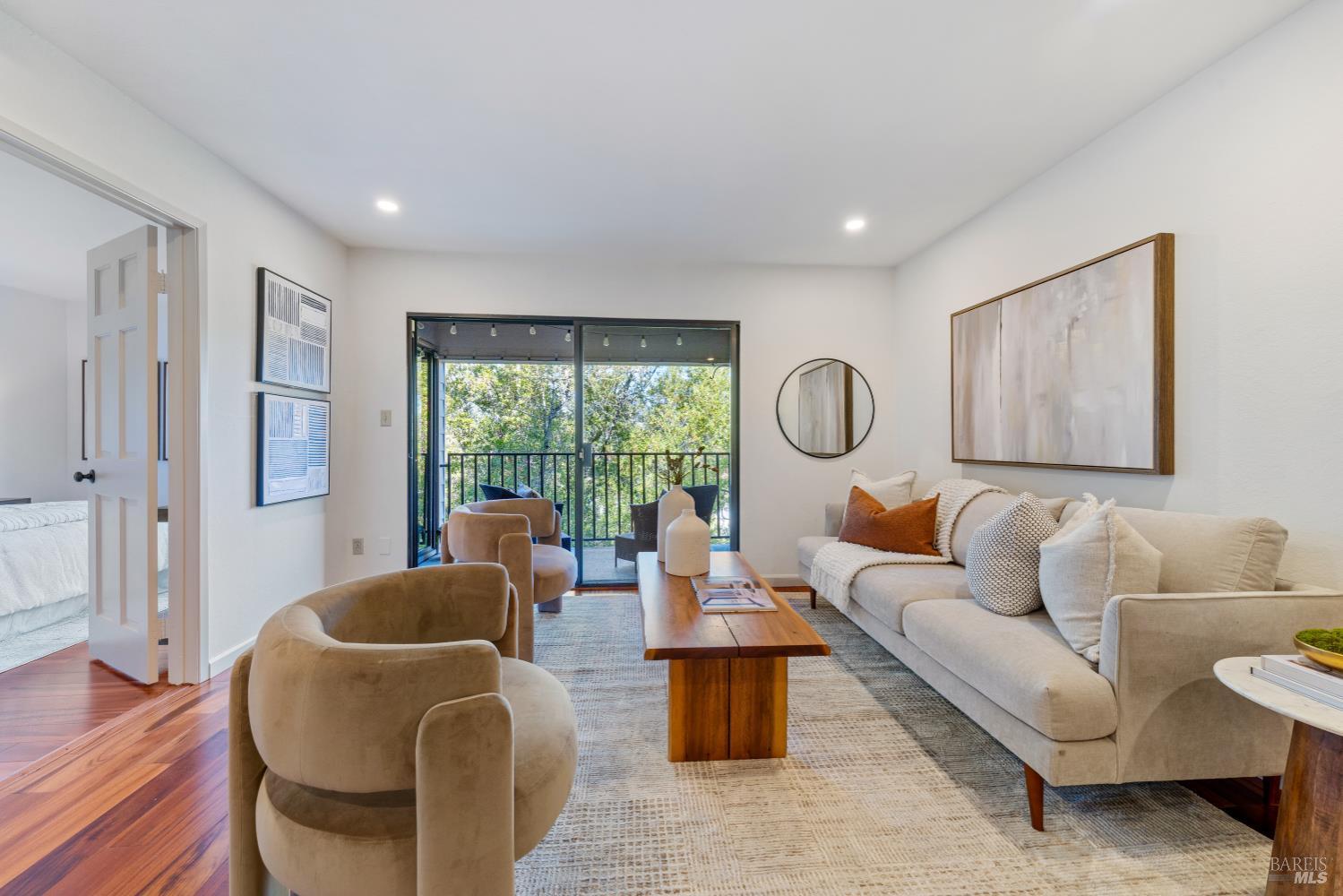 Detail Gallery Image 9 of 29 For 643 via Casitas Way, Greenbrae,  CA 94904 - 2 Beds | 2 Baths