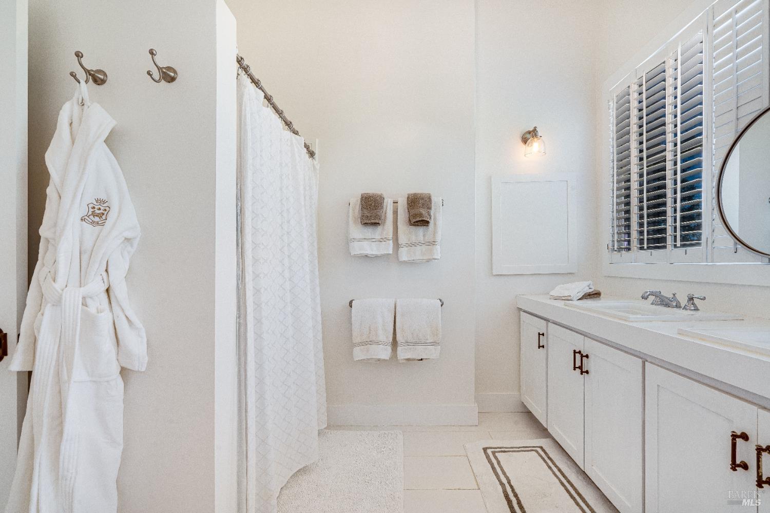 Detail Gallery Image 38 of 75 For 1790 Warm Springs Rd, Glen Ellen,  CA 95442 - 3 Beds | 3/1 Baths