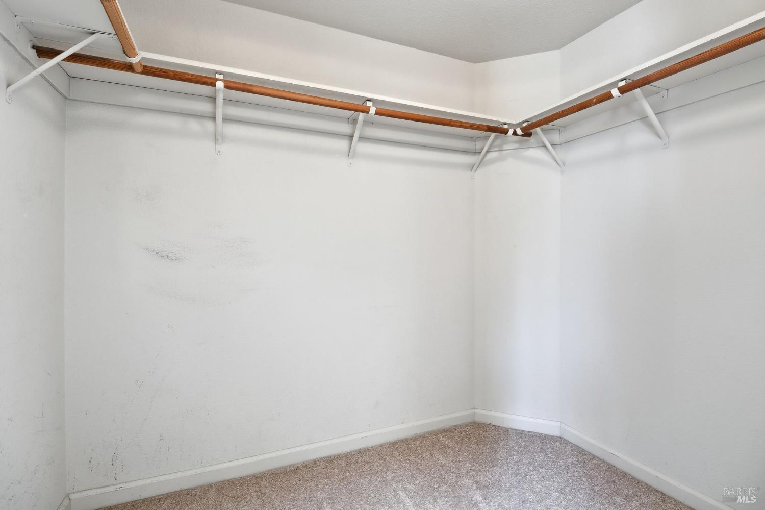 Detail Gallery Image 25 of 36 For 1845 Sandstone Dr, Petaluma,  CA 94954 - 4 Beds | 2/1 Baths