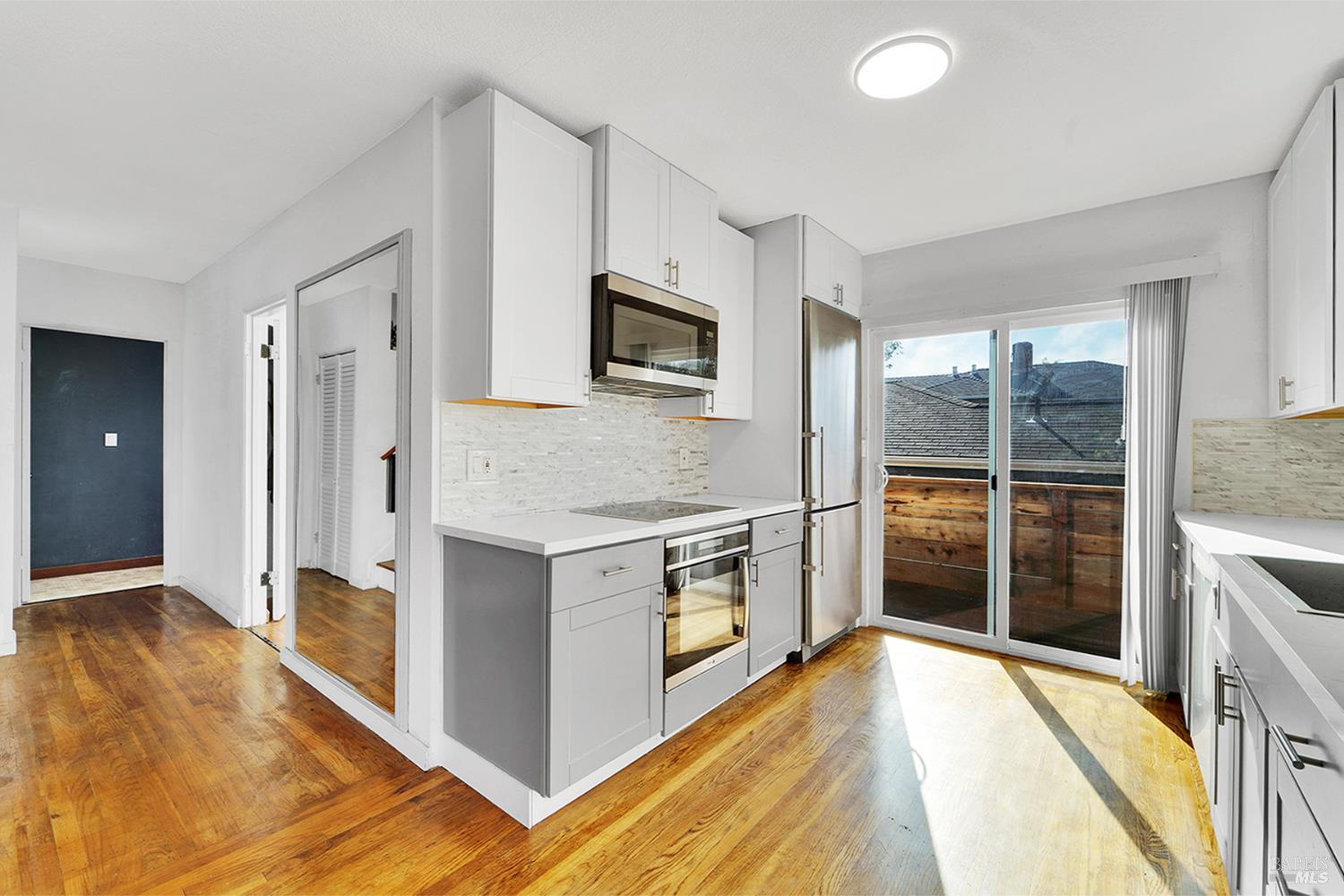 Detail Gallery Image 9 of 25 For 495 Key Blvd, Richmond,  CA 94804 - 0 Beds | 2 Baths