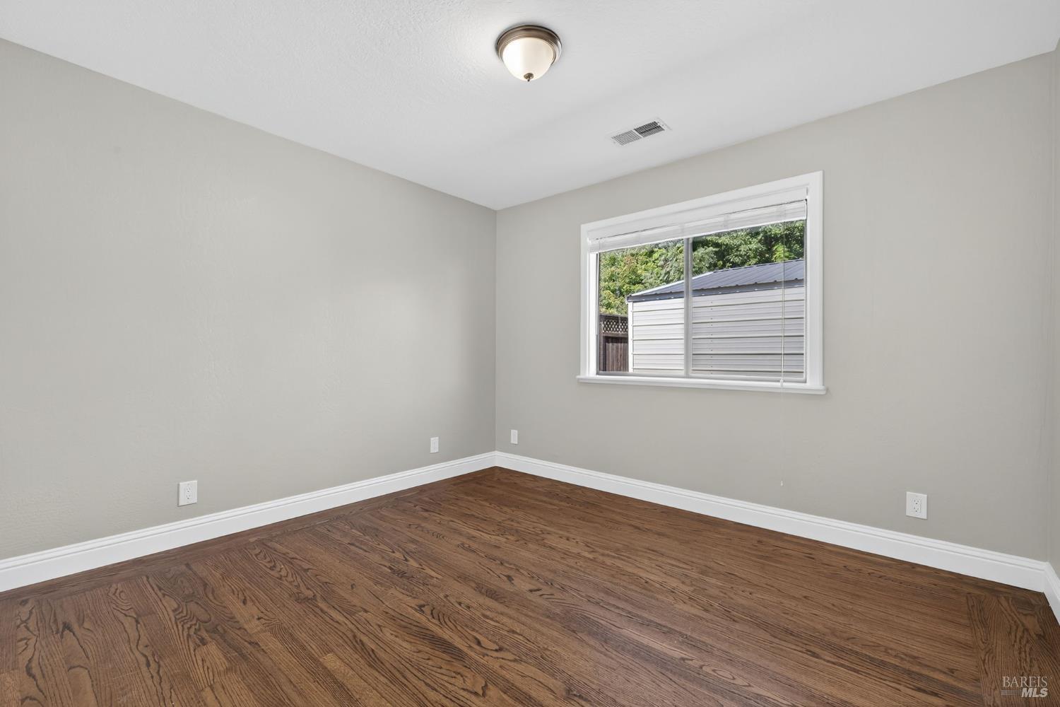 Detail Gallery Image 29 of 53 For 575 La Verne Ave, Santa Rosa,  CA 95404 - 3 Beds | 2 Baths