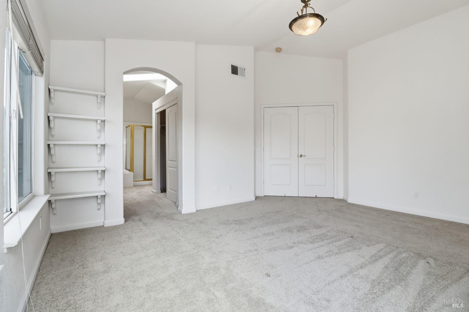 Detail Gallery Image 24 of 36 For 1845 Sandstone Dr, Petaluma,  CA 94954 - 4 Beds | 2/1 Baths