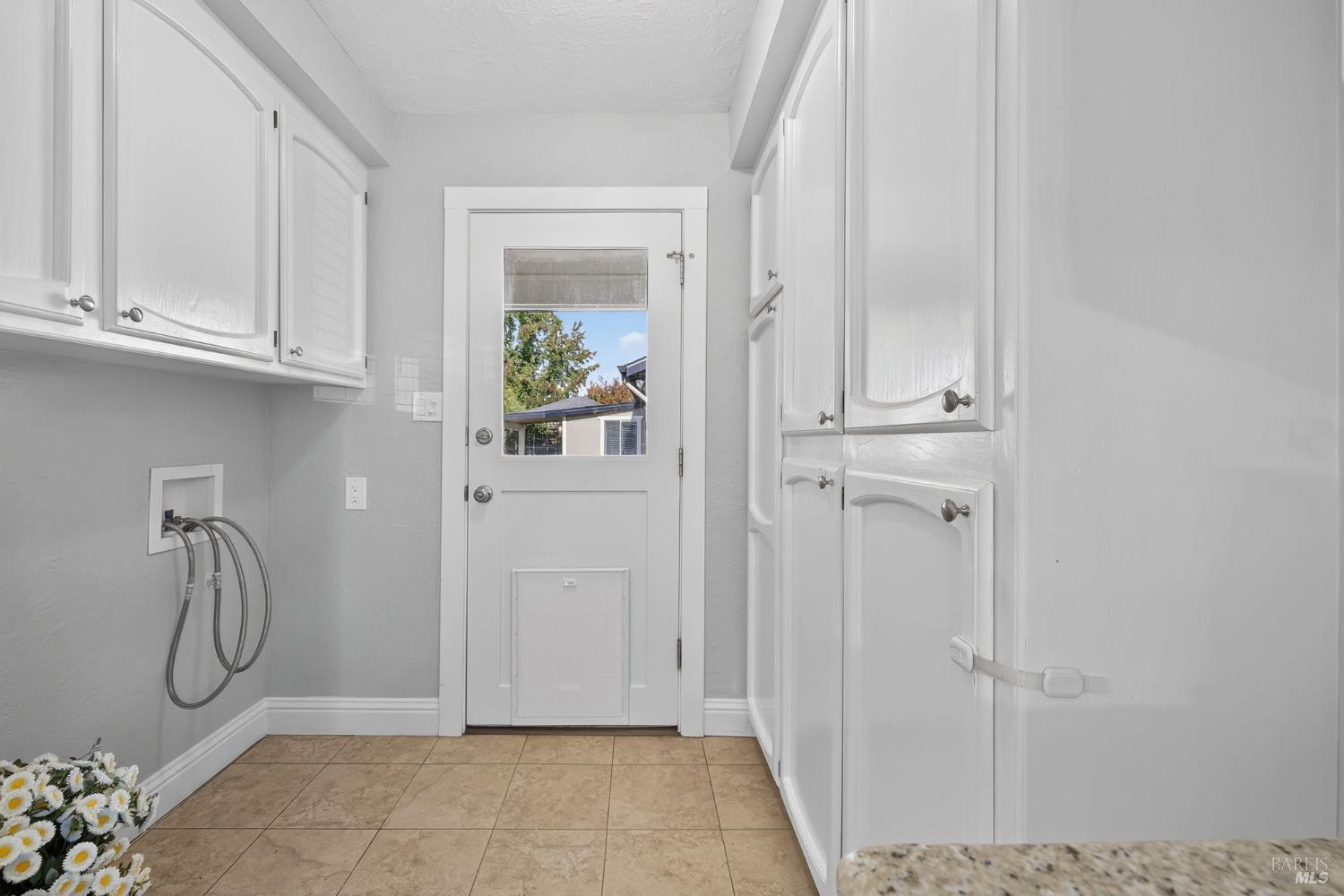 Detail Gallery Image 23 of 53 For 575 La Verne Ave, Santa Rosa,  CA 95404 - 3 Beds | 2 Baths