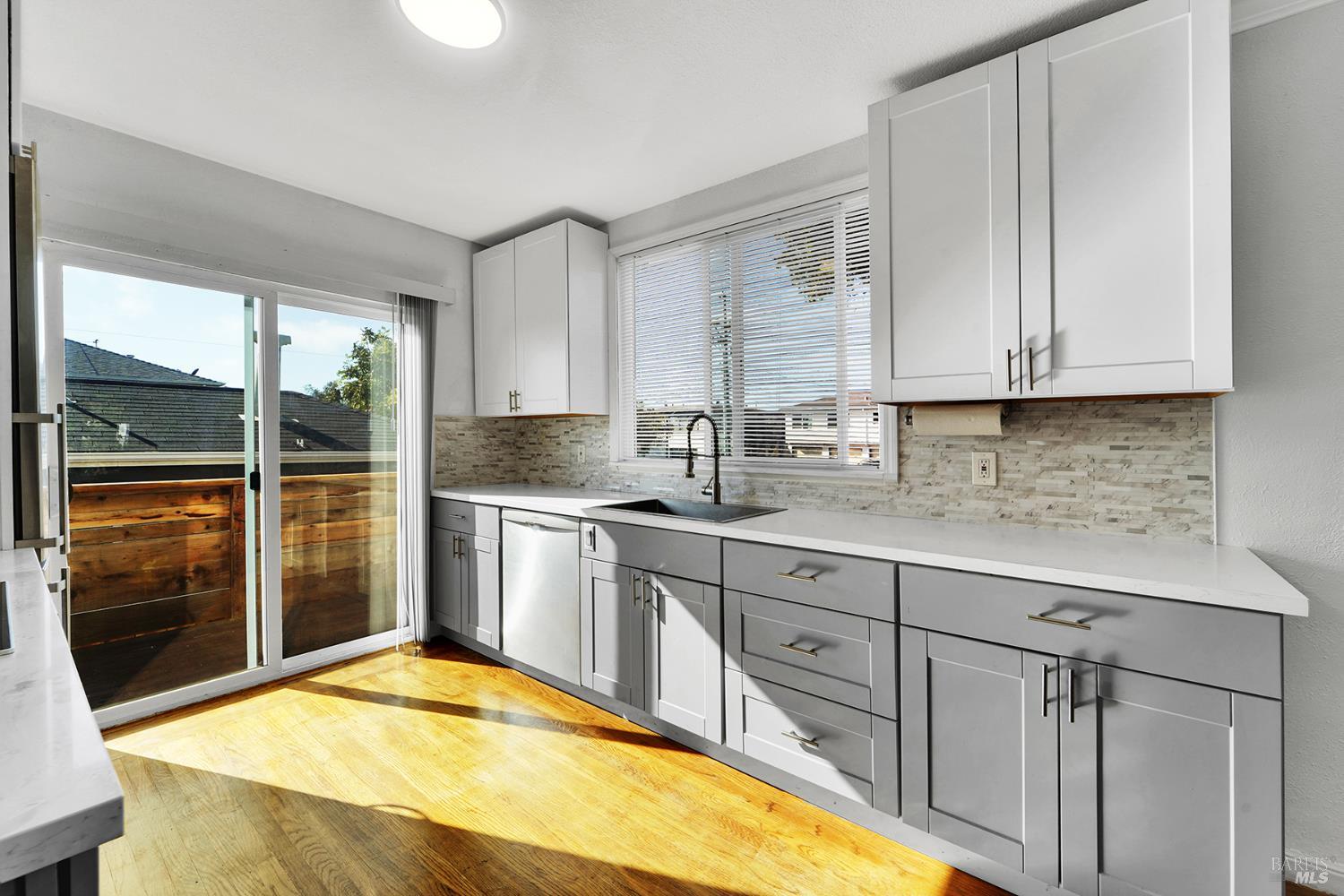 Detail Gallery Image 6 of 25 For 495 Key Blvd, Richmond,  CA 94804 - 0 Beds | 2 Baths