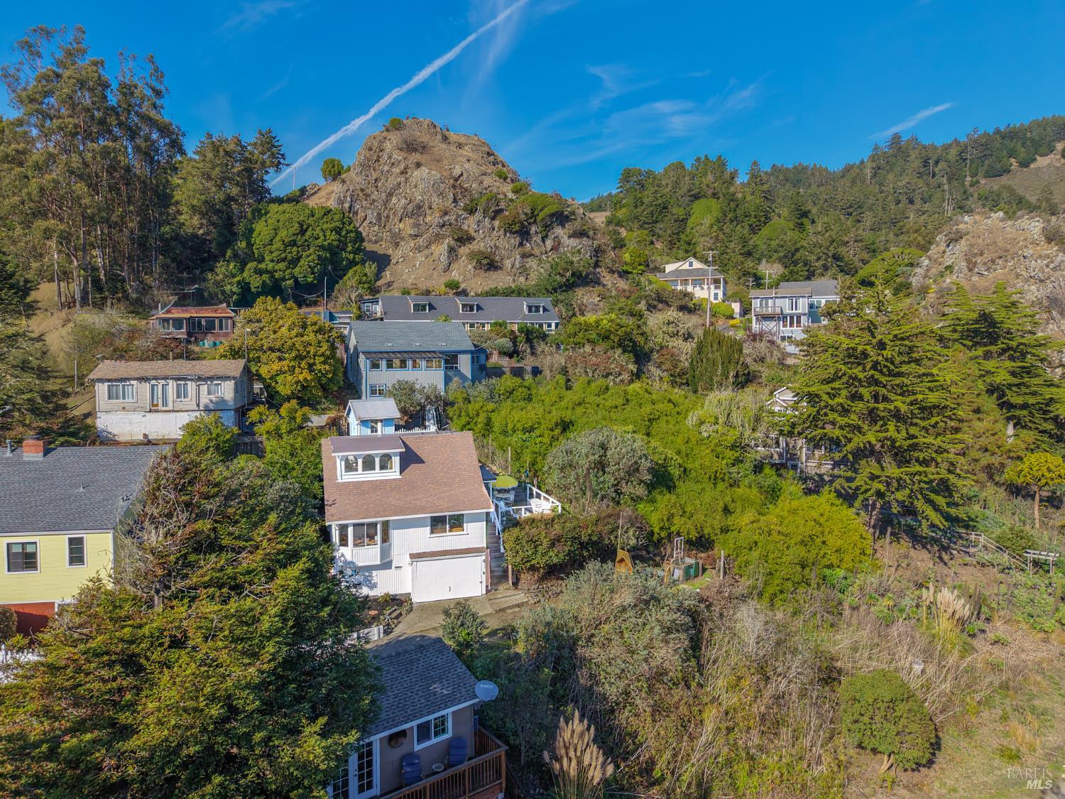 Detail Gallery Image 56 of 59 For 9500 El Camino Aly, Jenner,  CA 95450 - 2 Beds | 2 Baths