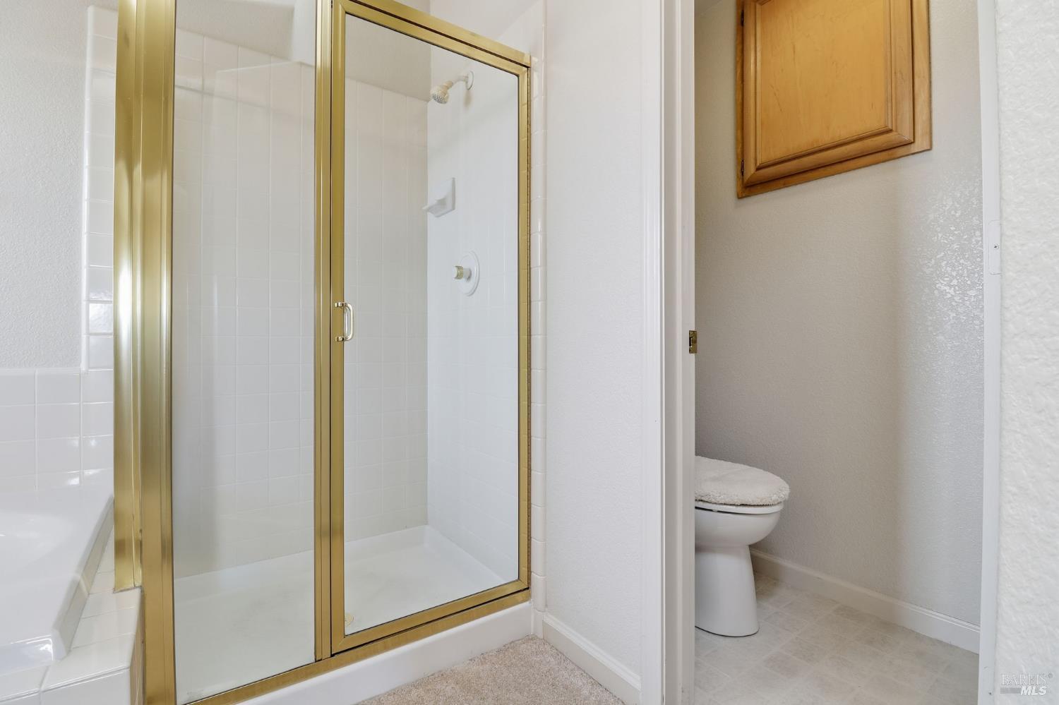 Detail Gallery Image 30 of 36 For 1845 Sandstone Dr, Petaluma,  CA 94954 - 4 Beds | 2/1 Baths