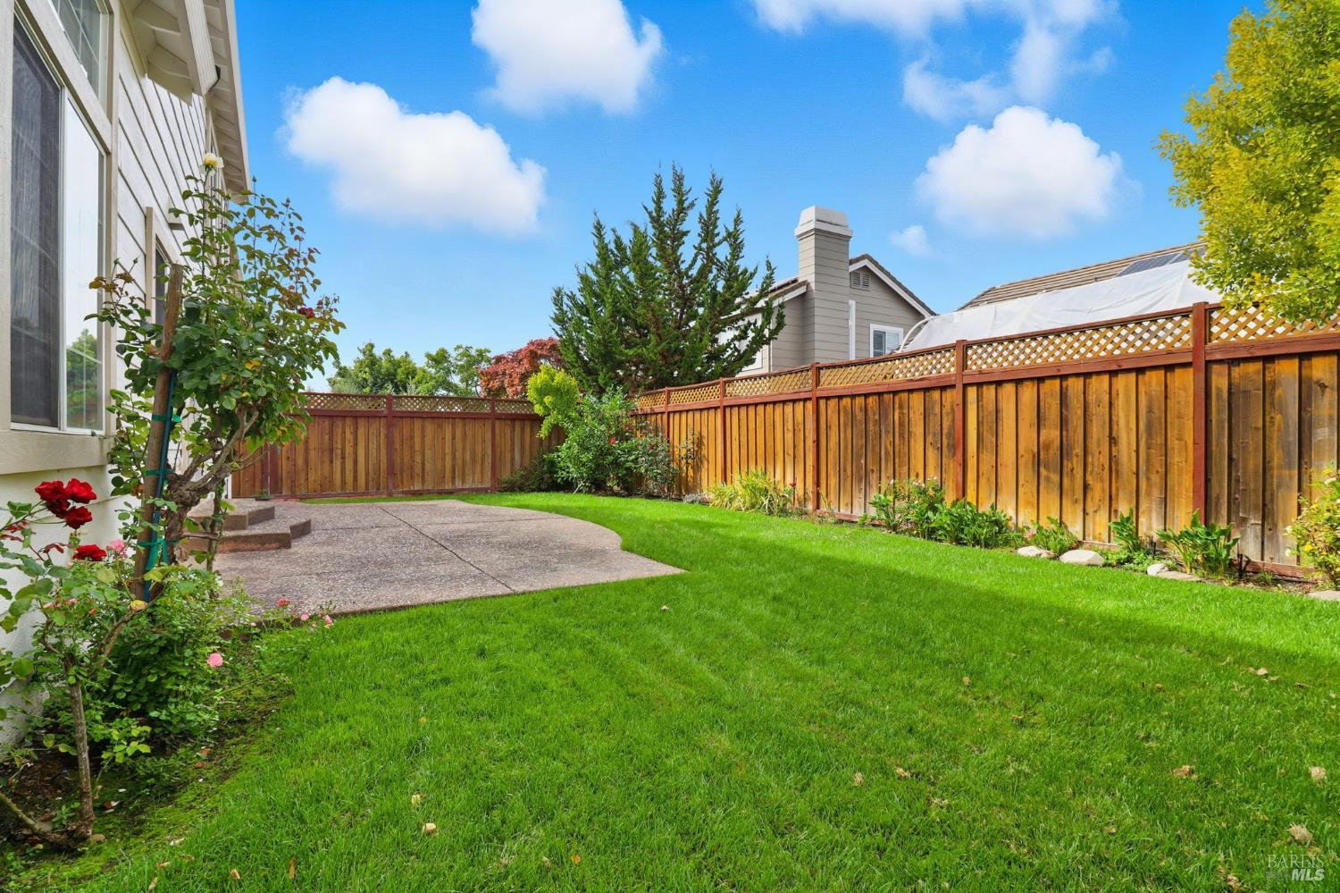 Detail Gallery Image 34 of 36 For 1845 Sandstone Dr, Petaluma,  CA 94954 - 4 Beds | 2/1 Baths