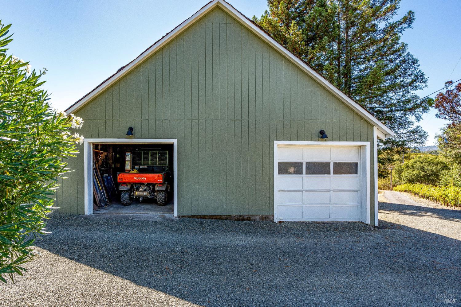 Detail Gallery Image 58 of 75 For 1790 Warm Springs Rd, Glen Ellen,  CA 95442 - 3 Beds | 3/1 Baths