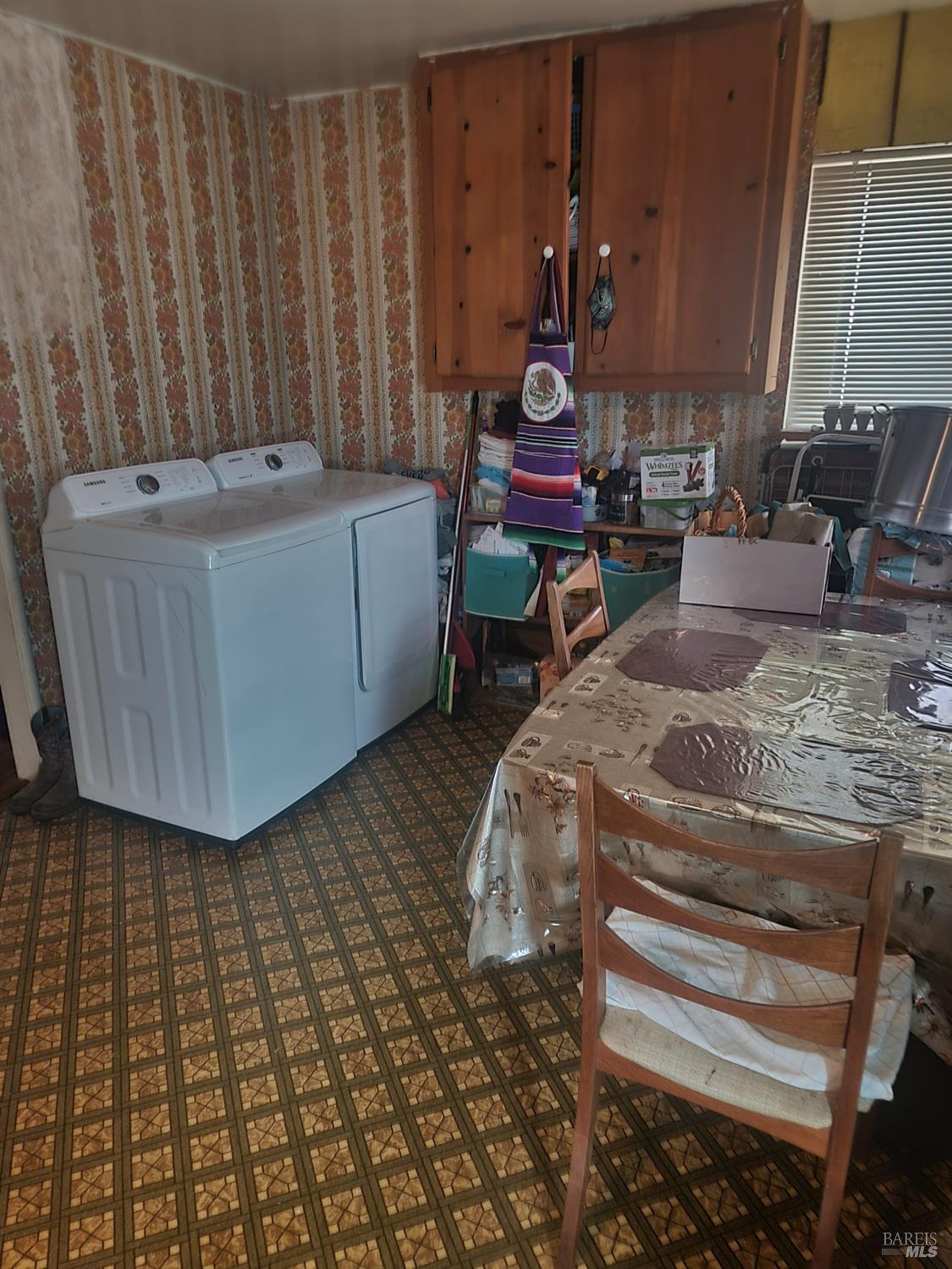 Detail Gallery Image 10 of 20 For 1005 Temple Ave, Santa Rosa,  CA 95404 - 2 Beds | 1 Baths