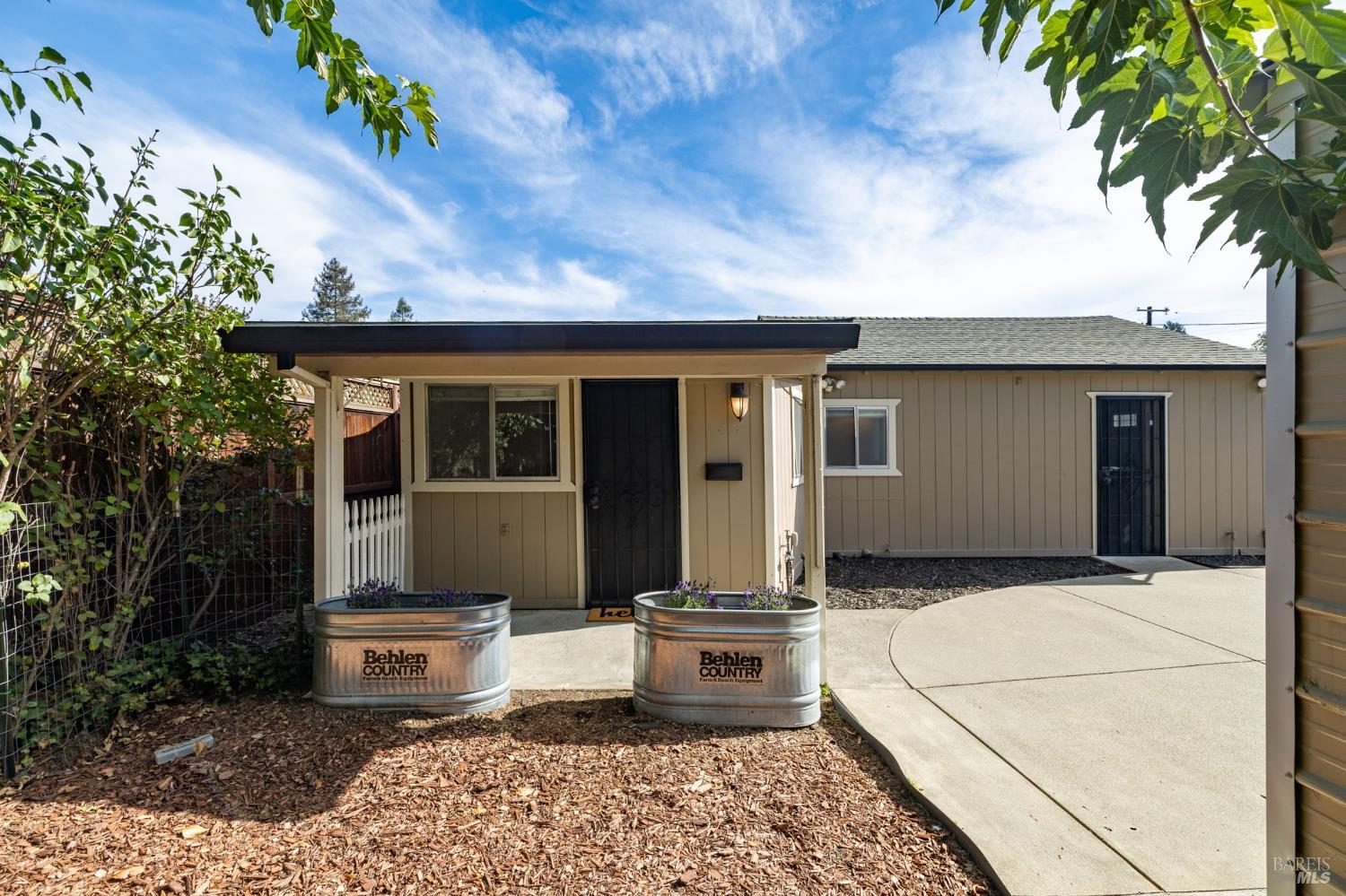 Detail Gallery Image 32 of 53 For 575 La Verne Ave, Santa Rosa,  CA 95404 - 3 Beds | 2 Baths