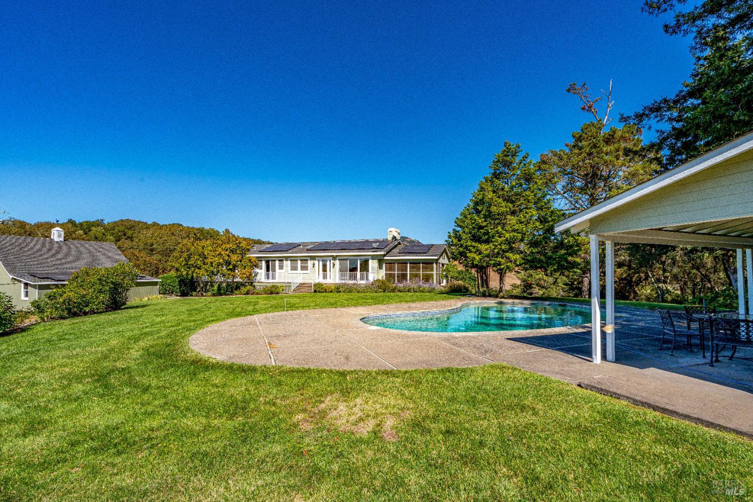 Detail Gallery Image 46 of 75 For 1790 Warm Springs Rd, Glen Ellen,  CA 95442 - 3 Beds | 3/1 Baths