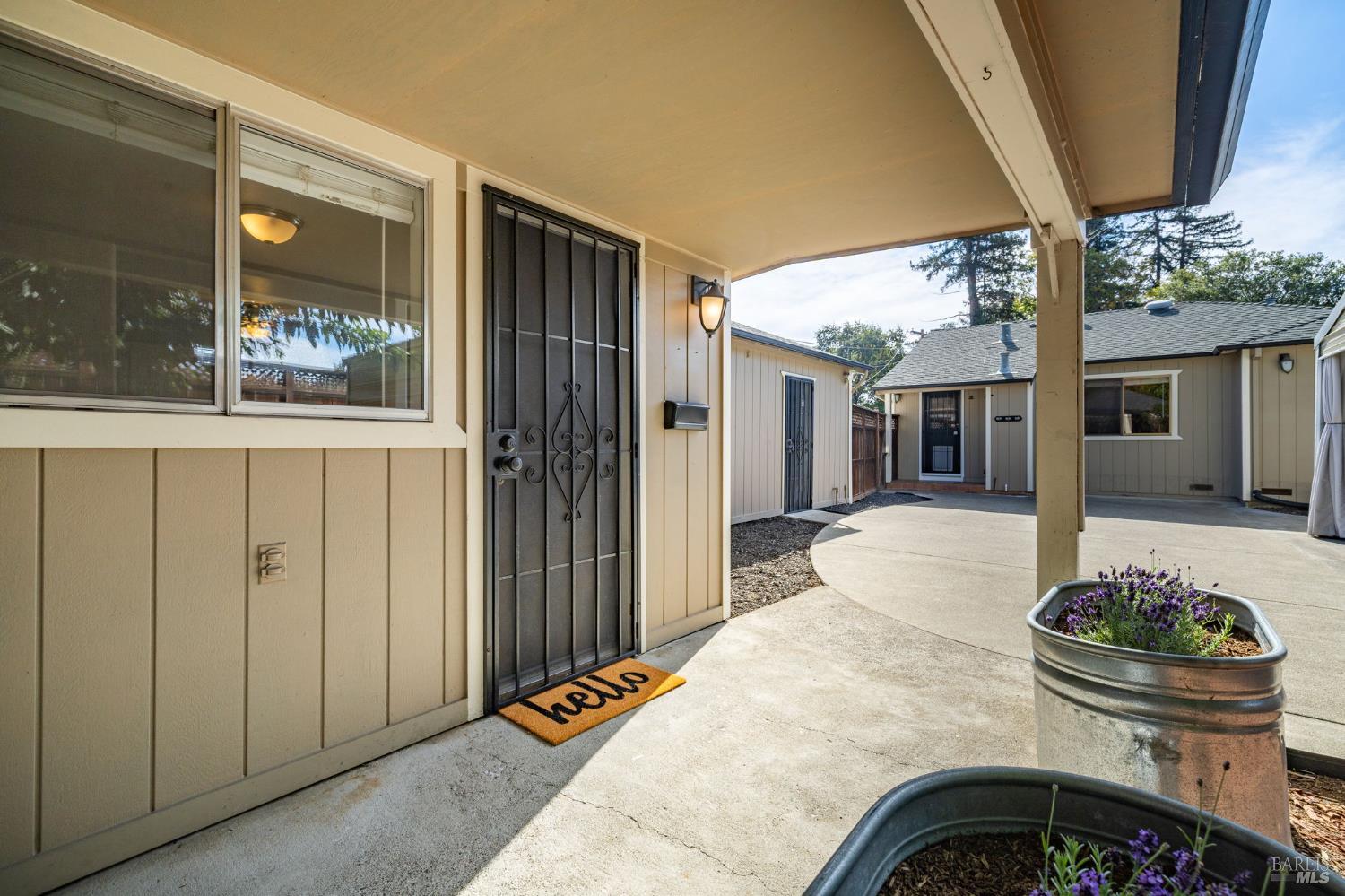 Detail Gallery Image 33 of 53 For 575 La Verne Ave, Santa Rosa,  CA 95404 - 3 Beds | 2 Baths