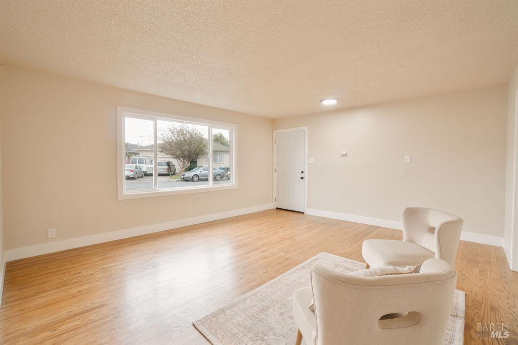 Detail Gallery Image 6 of 30 For 1005 Atherton St, Vallejo,  CA 94590 - 2 Beds | 1 Baths