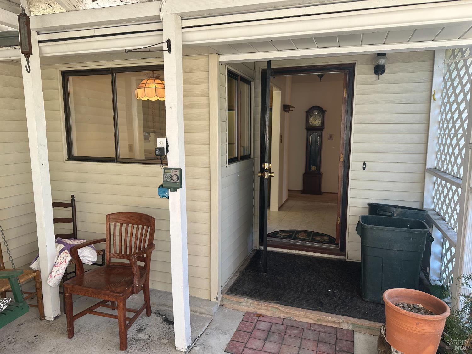 Detail Gallery Image 6 of 29 For 101 University Ave, Vallejo,  CA 94591 - 3 Beds | 1 Baths