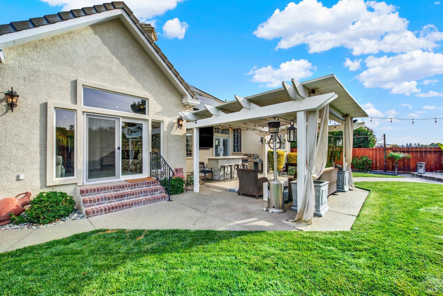 Detail Gallery Image 72 of 94 For 3261 Congressional Cir, Fairfield,  CA 94534 - 5 Beds | 4/1 Baths