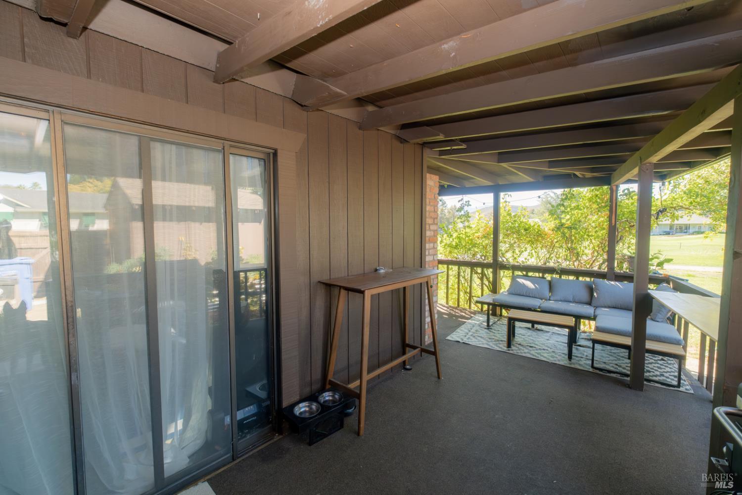 Detail Gallery Image 14 of 49 For 18279 Hidden Valley Rd, Hidden Valley Lake,  CA 95467 - 3 Beds | 2 Baths