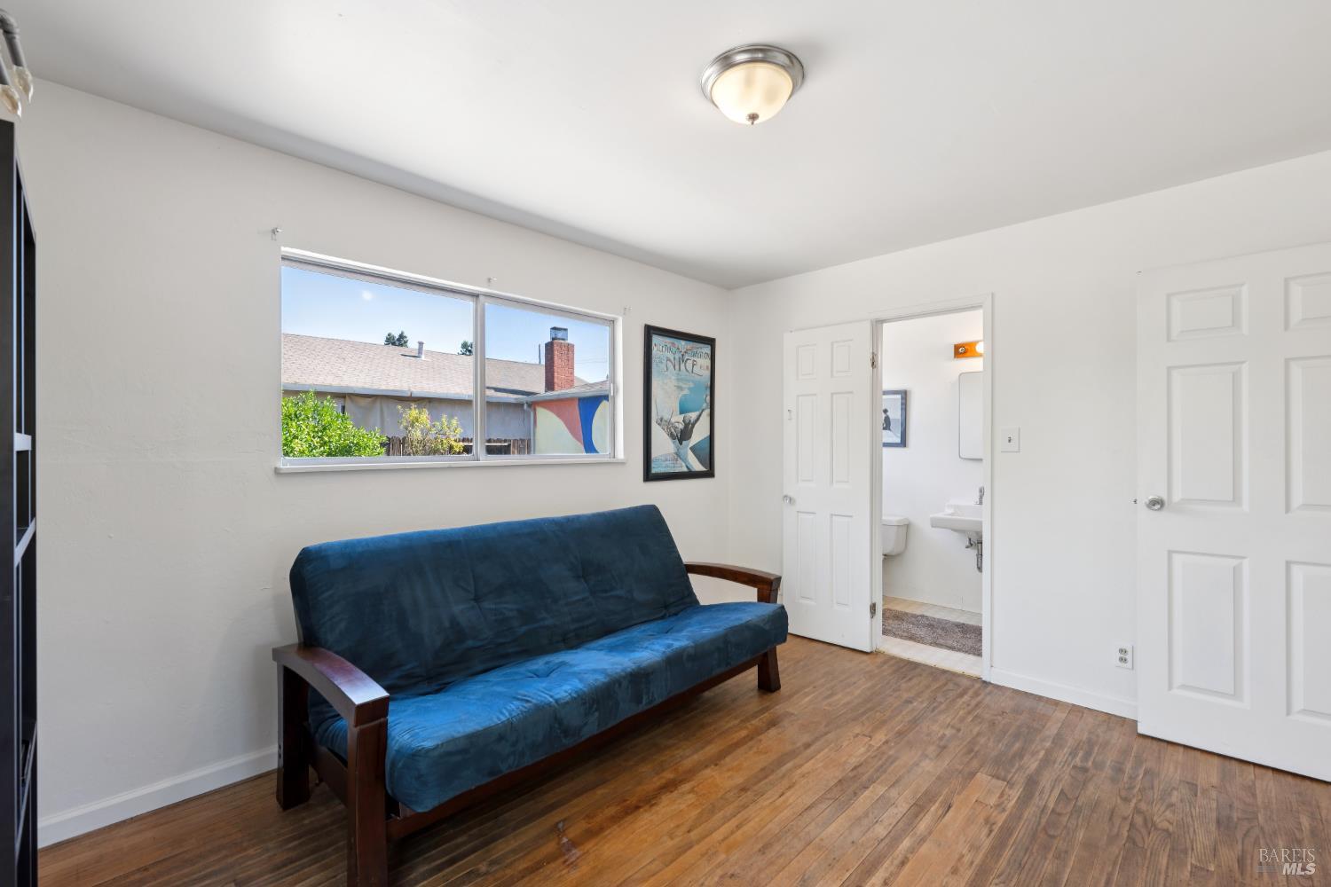 Detail Gallery Image 27 of 54 For 709 W 8th St, Santa Rosa,  CA 95401 - 3 Beds | 2 Baths