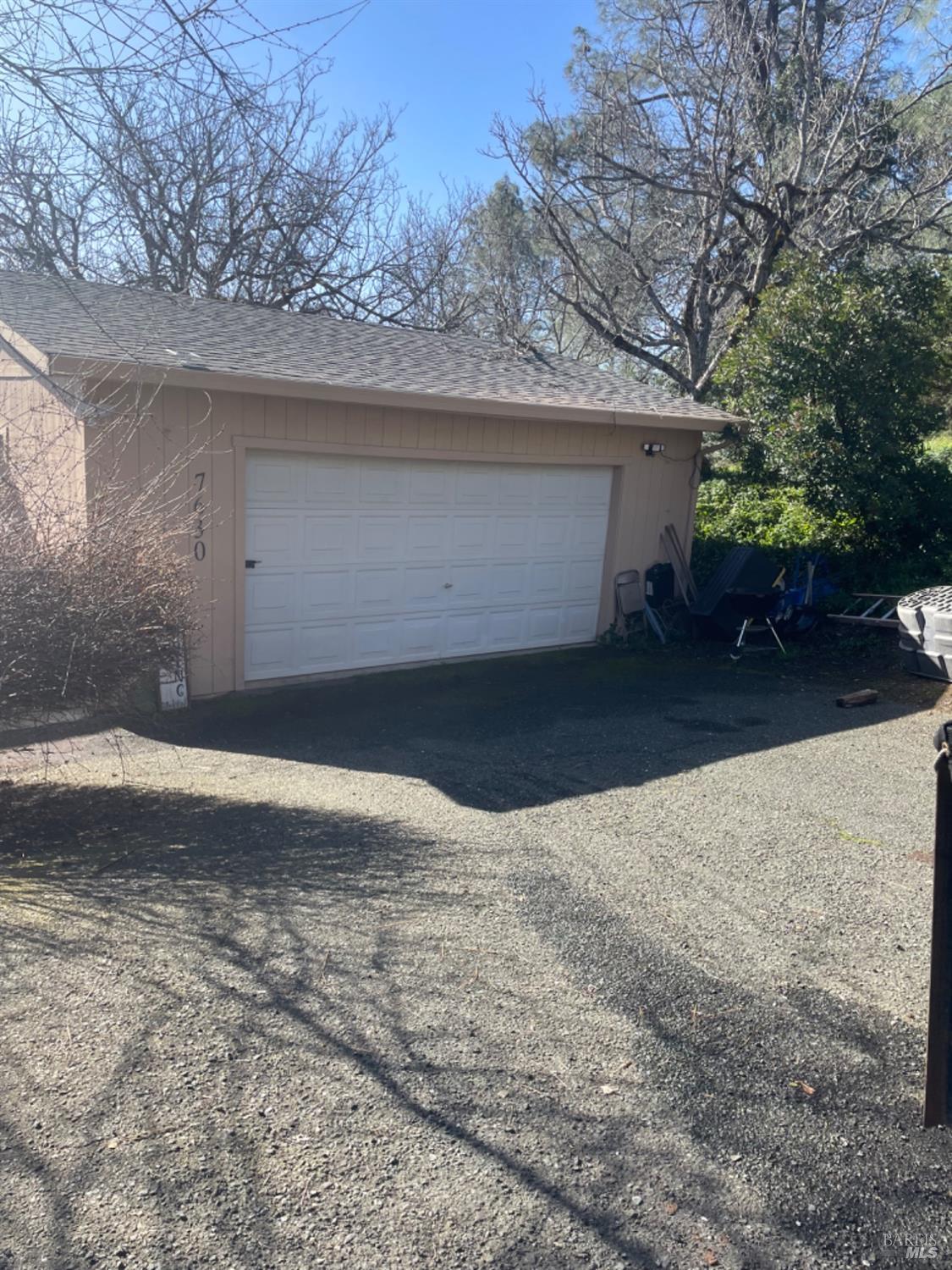 Detail Gallery Image 38 of 45 For 7490 Walnut Ln, Lower Lake,  CA 95457 - 3 Beds | 2/1 Baths