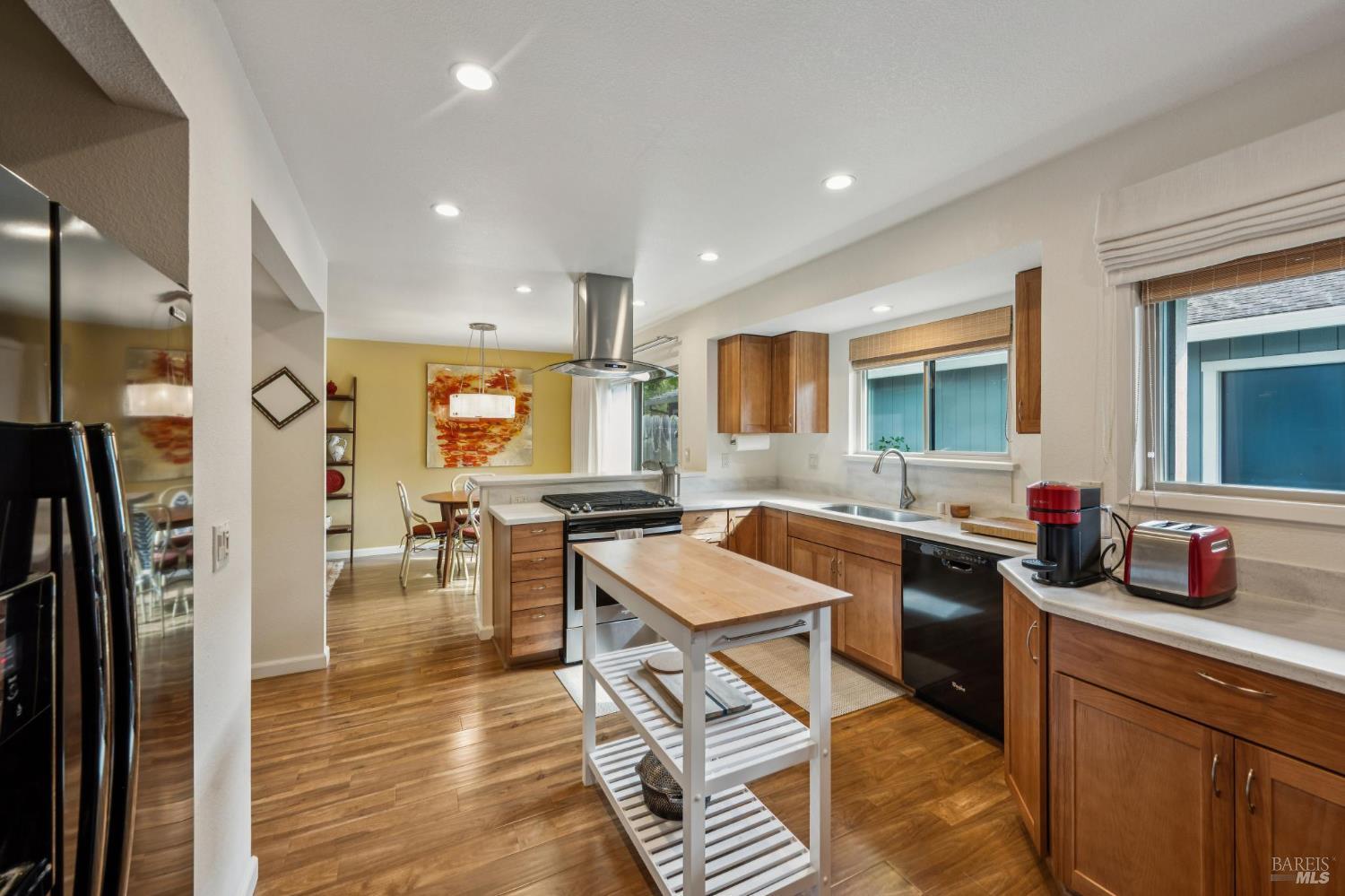 Detail Gallery Image 13 of 32 For 19167 Robinson Rd #Y,  Sonoma,  CA 95476 - 2 Beds | 1/1 Baths