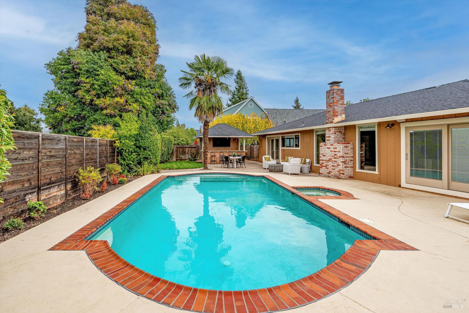 Detail Gallery Image 43 of 49 For 692 Avenue Del Oro Unkn, Sonoma,  CA 95476 - 3 Beds | 2 Baths