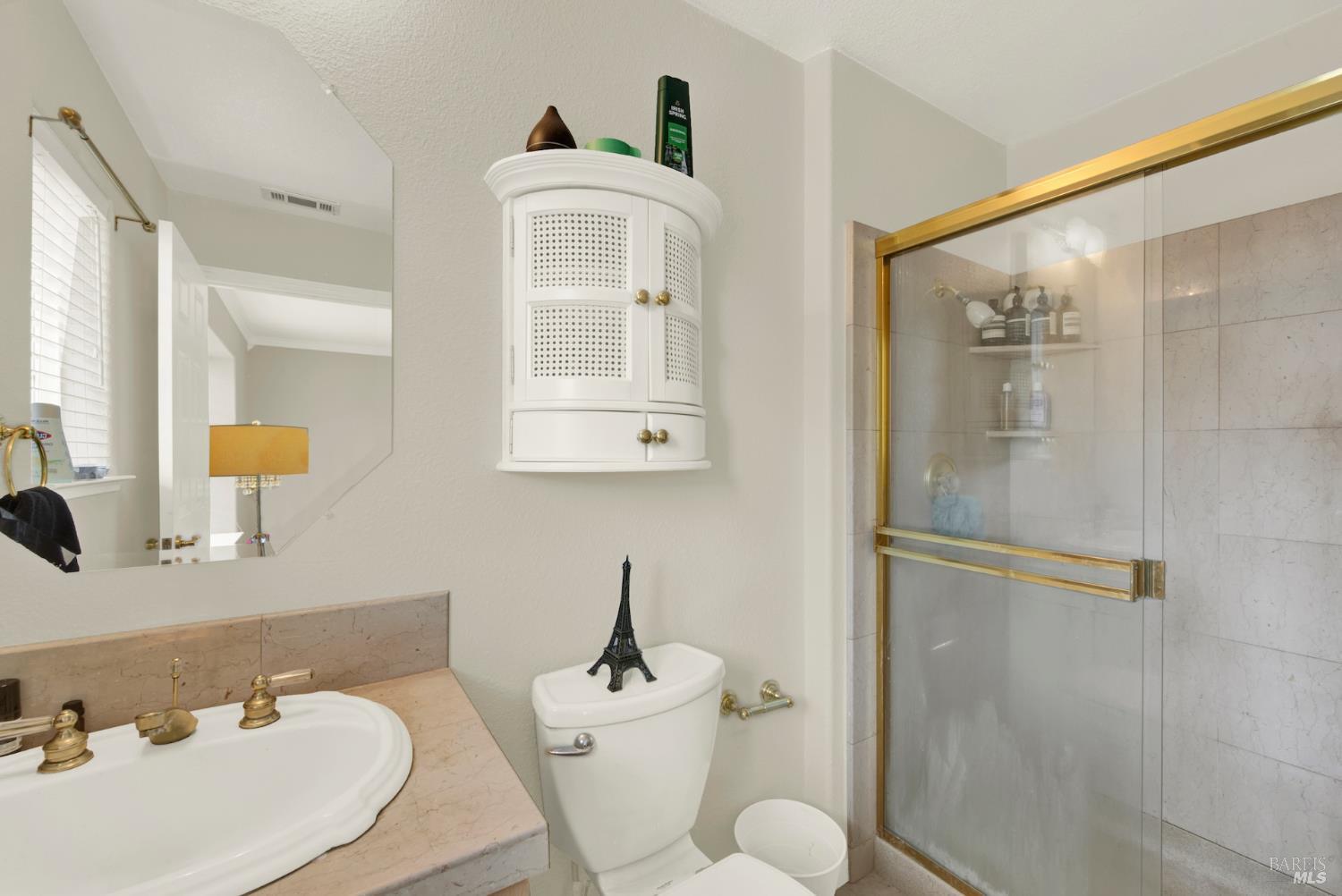 Detail Gallery Image 65 of 94 For 3261 Congressional Cir, Fairfield,  CA 94534 - 5 Beds | 4/1 Baths