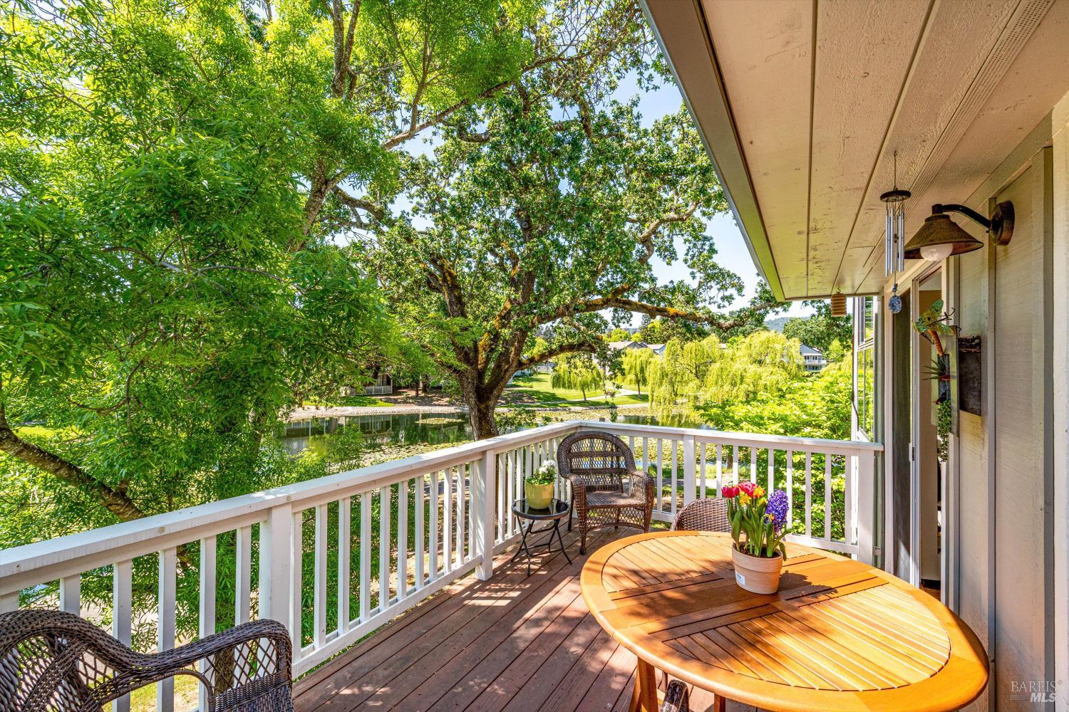 Detail Gallery Image 16 of 36 For 18120 Vassar Ct, Sonoma,  CA 95476 - 3 Beds | 3/1 Baths