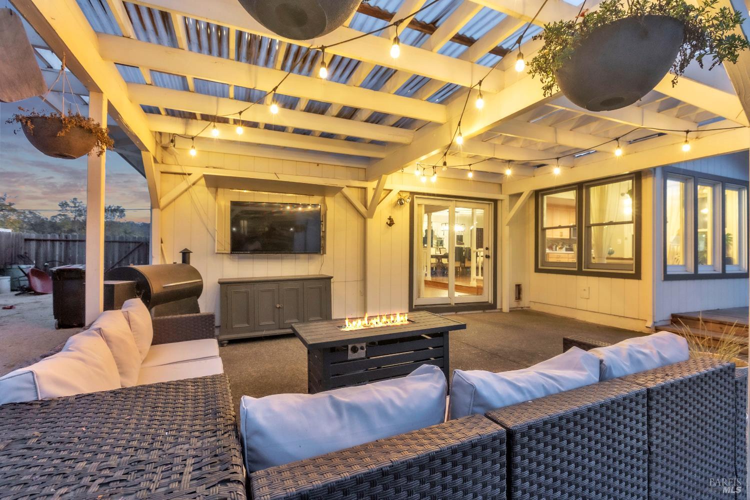 Detail Gallery Image 7 of 53 For 3000 Hagen Rd, Napa,  CA 94558 - 3 Beds | 2 Baths