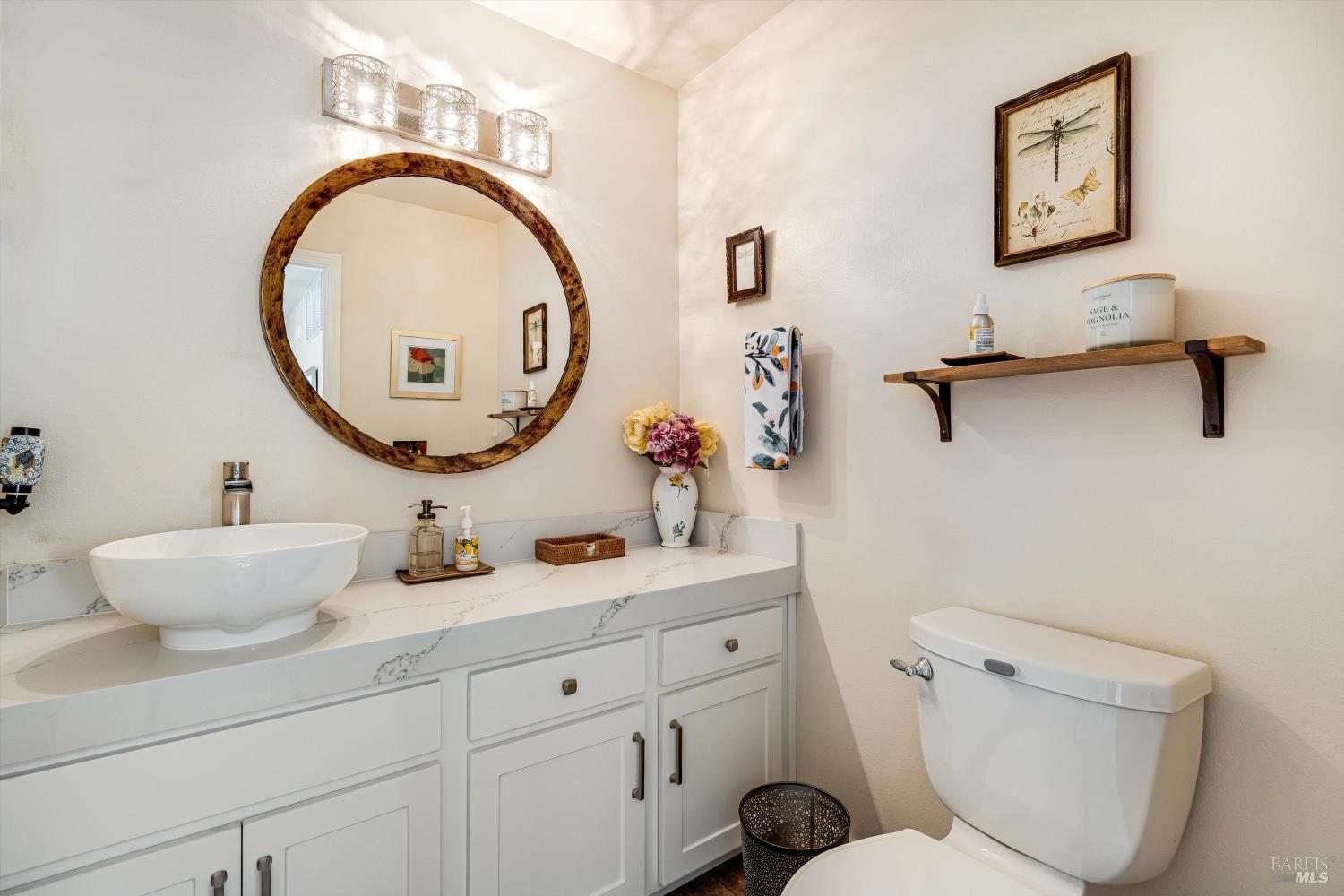 Detail Gallery Image 19 of 36 For 18120 Vassar Ct, Sonoma,  CA 95476 - 3 Beds | 3/1 Baths